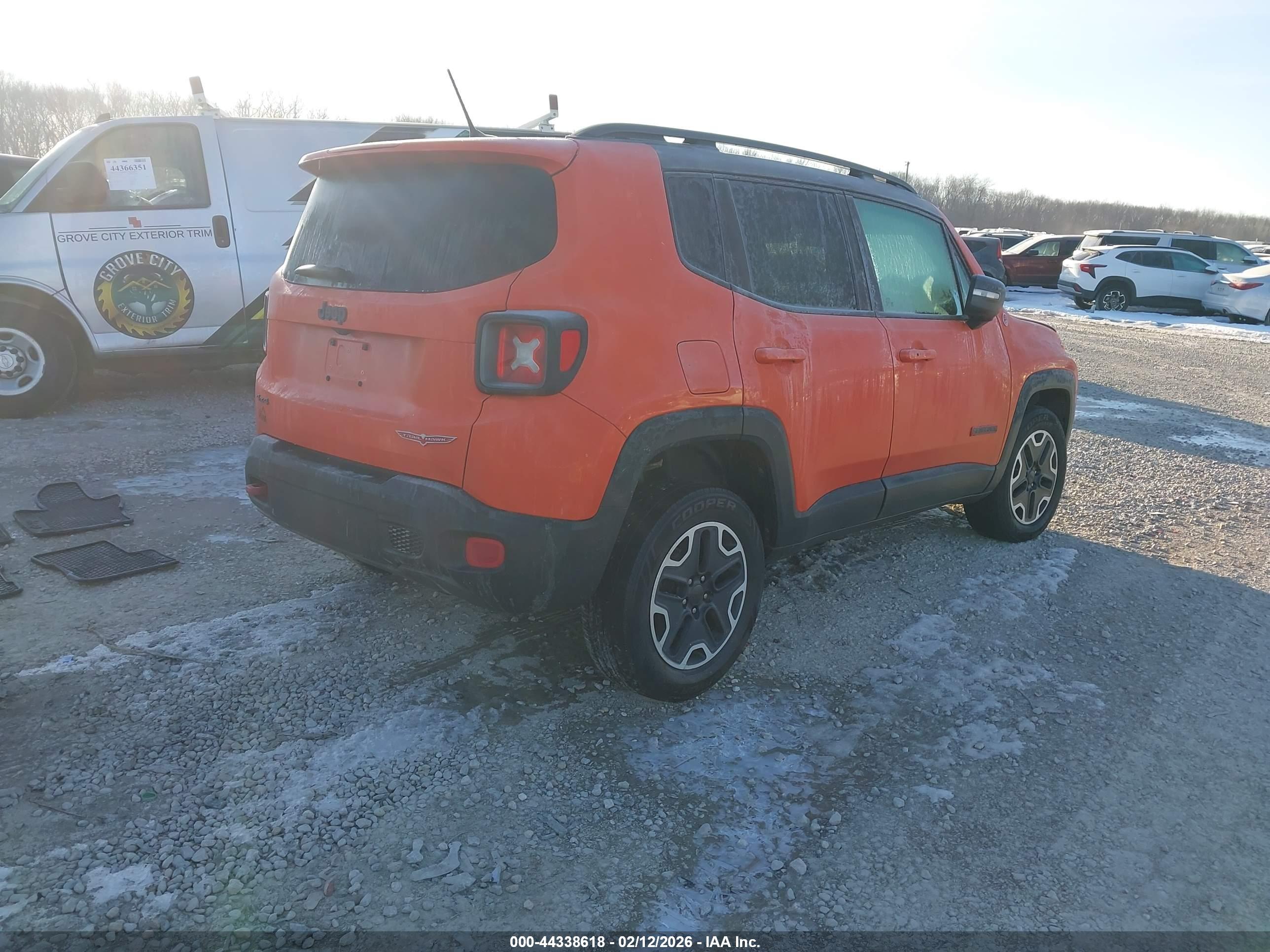 JEEP RENEGADE image 4