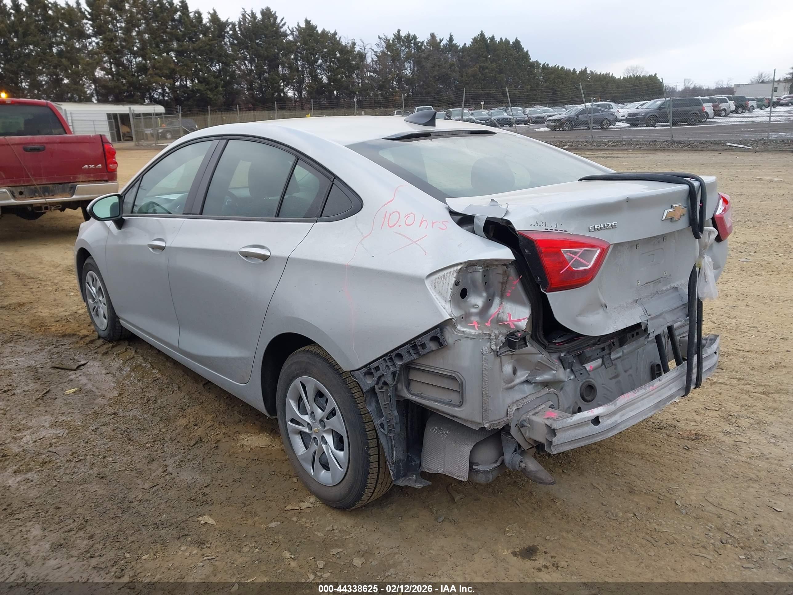 CHEVROLET CRUZE image 3