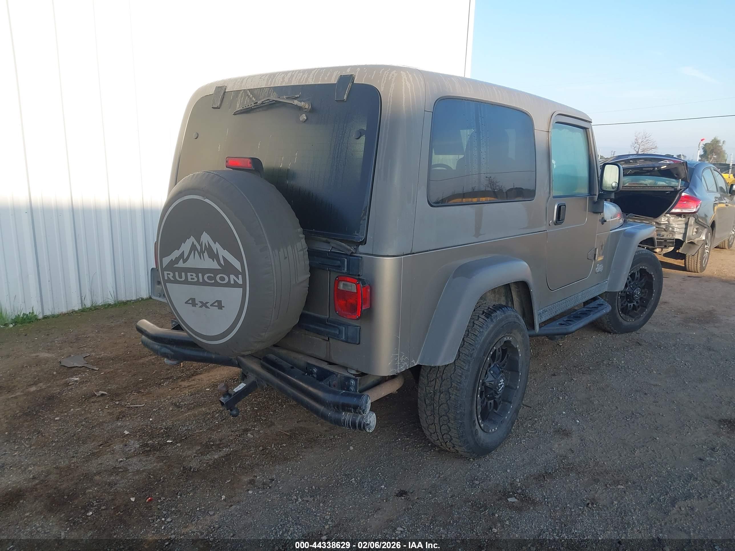 JEEP WRANGLER image 4
