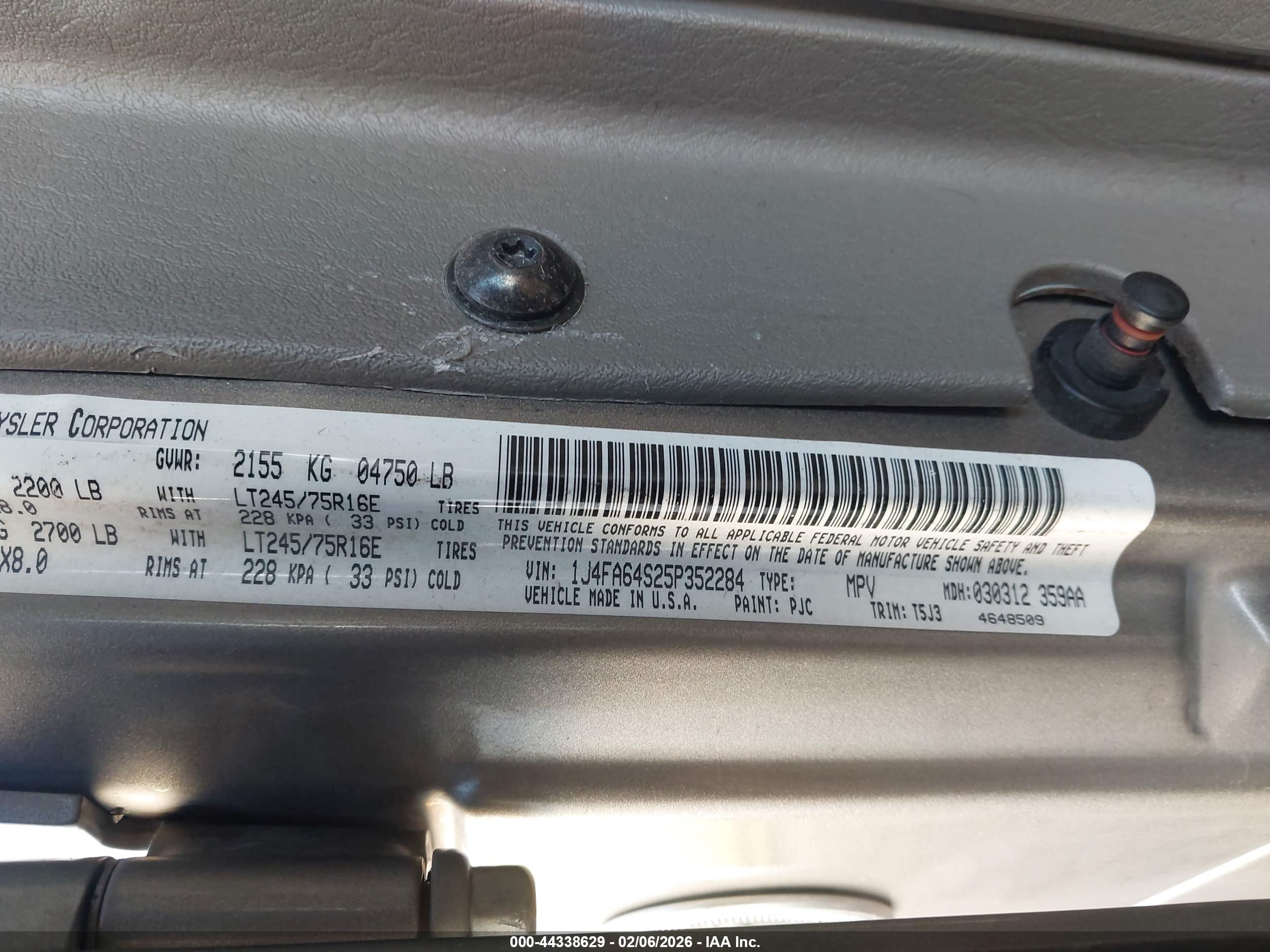 JEEP WRANGLER image 9
