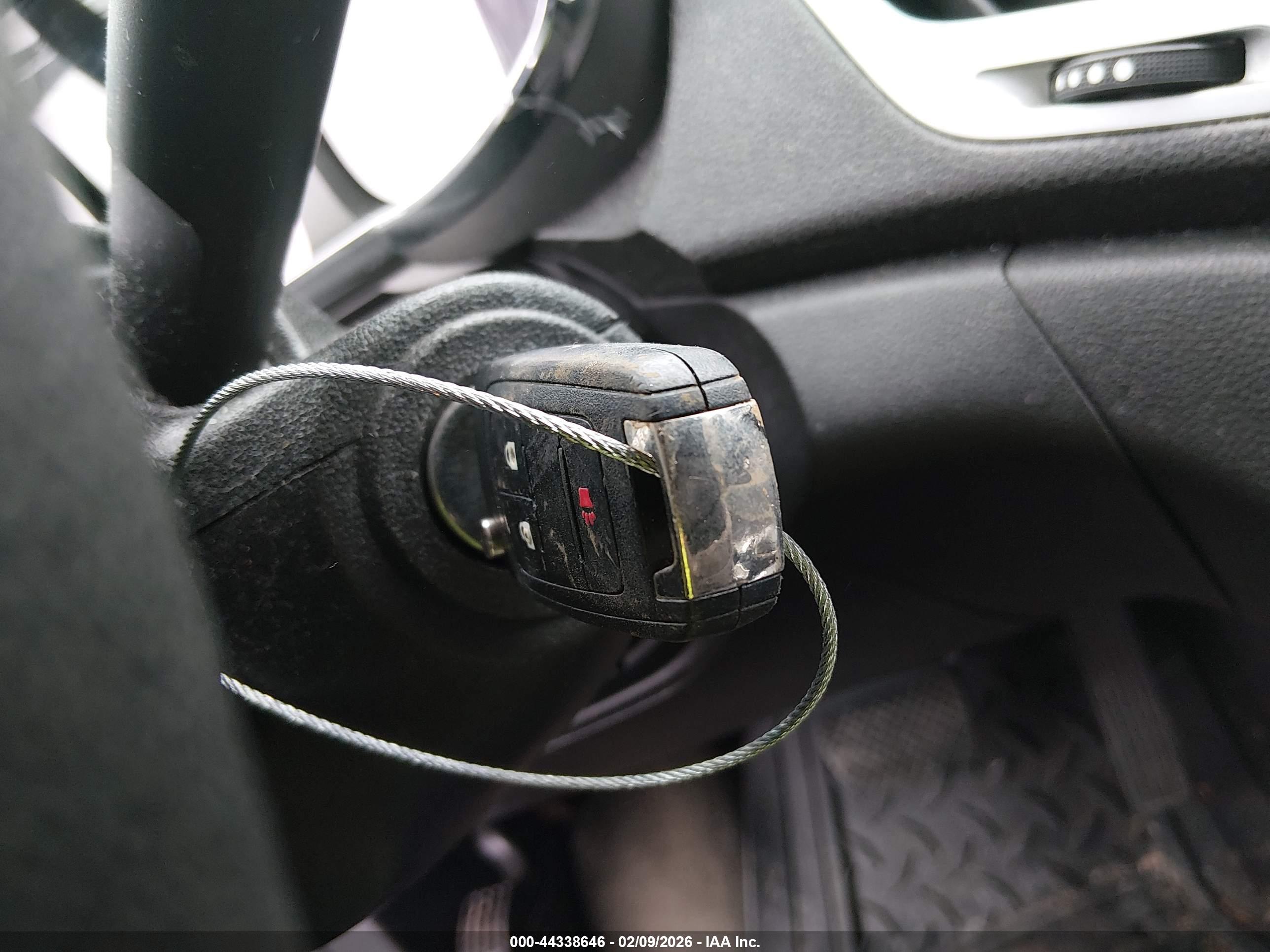 GMC TERRAIN image 11
