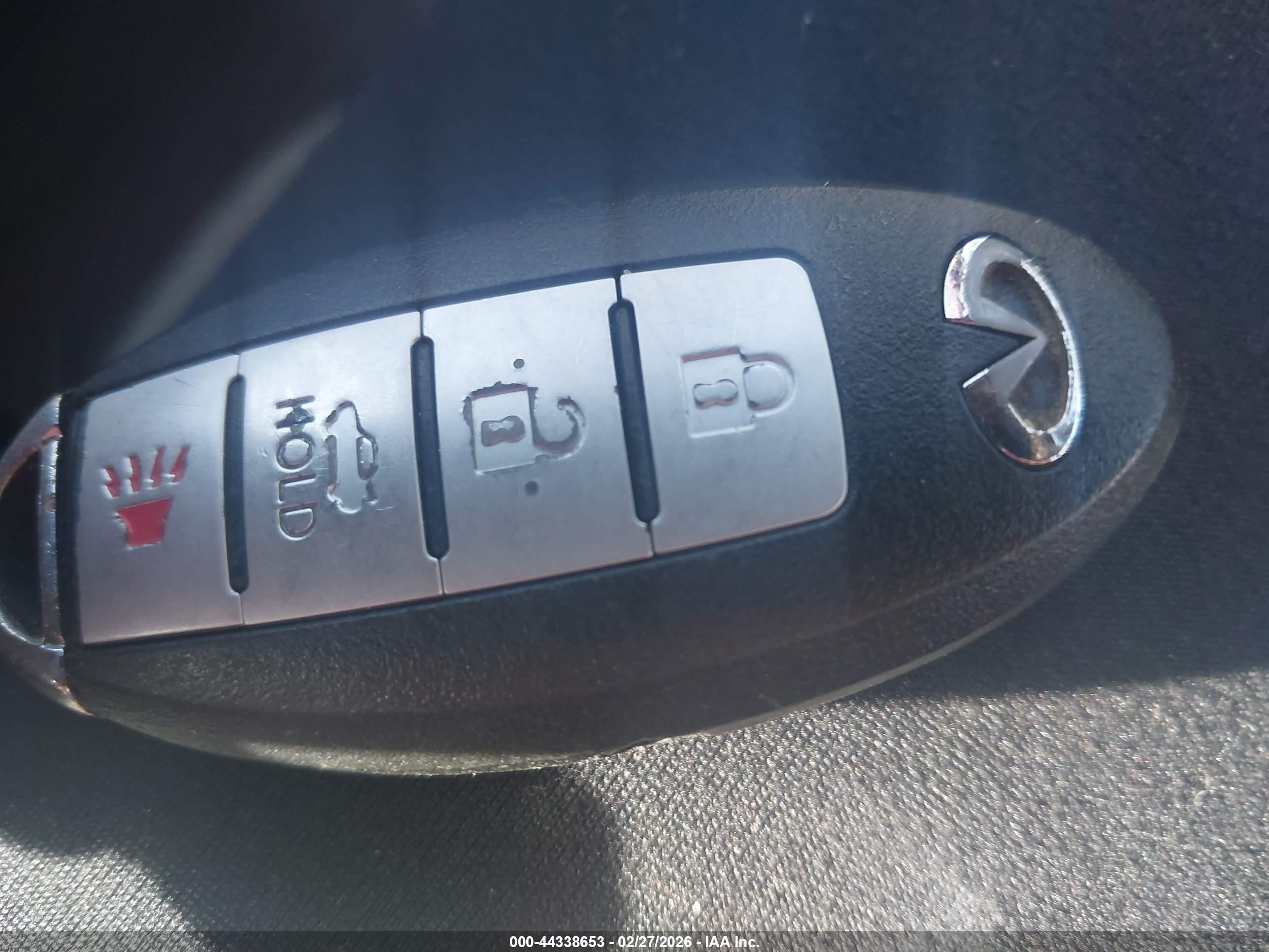 INFINITI G37 image 11