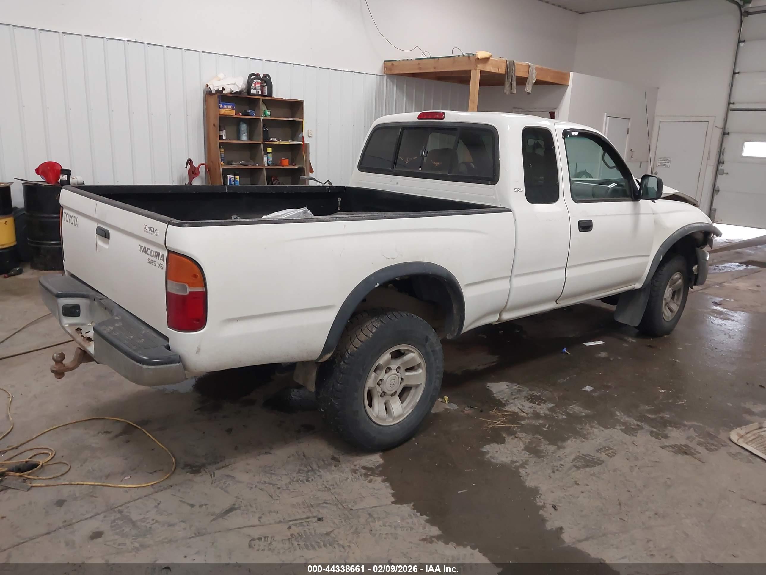 TOYOTA TACOMA image 4
