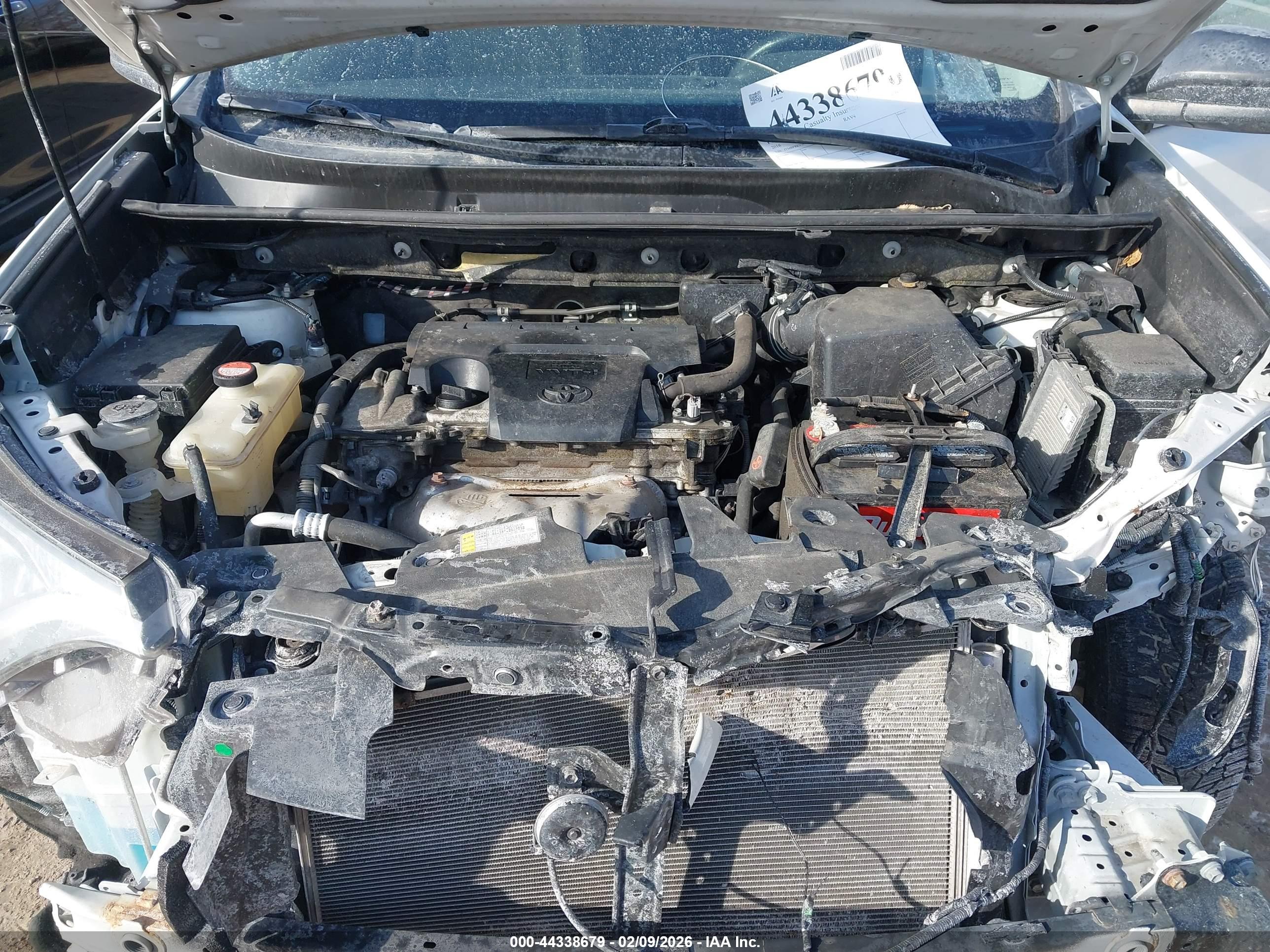TOYOTA RAV4 image 10