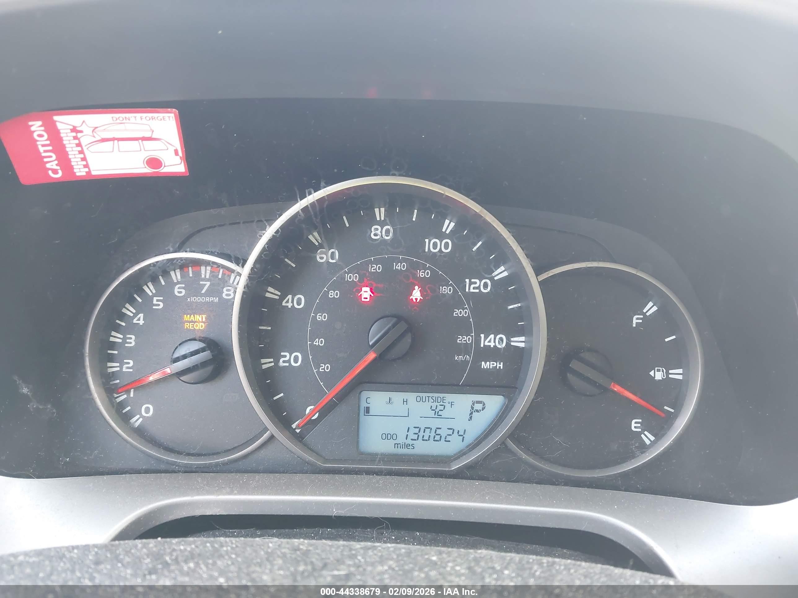 TOYOTA RAV4 image 7