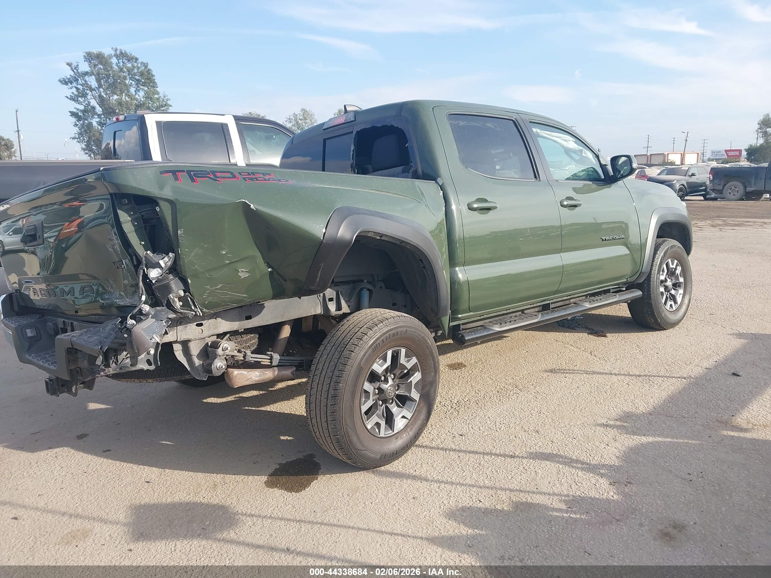 TOYOTA TACOMA image 4