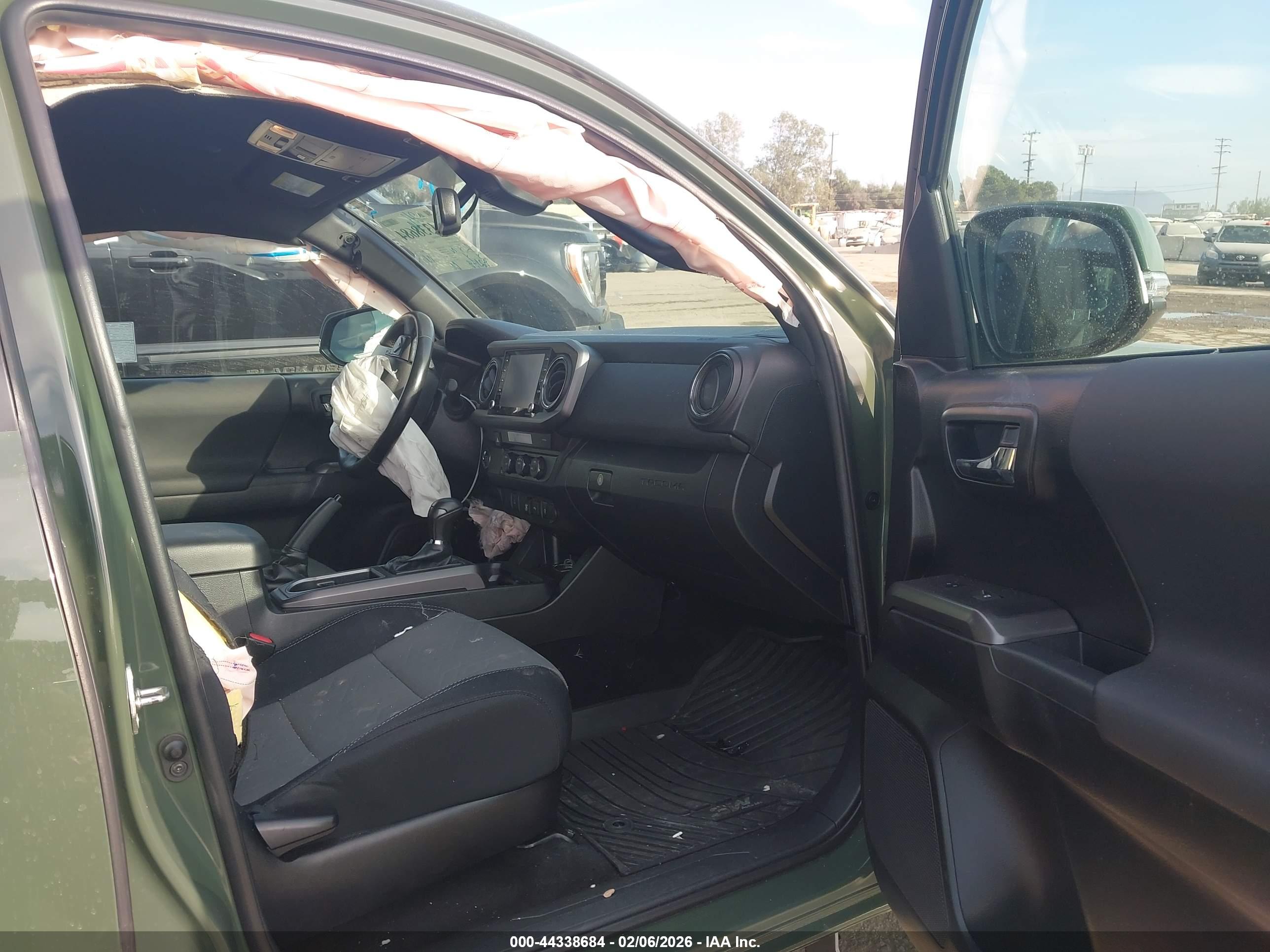 TOYOTA TACOMA image 5
