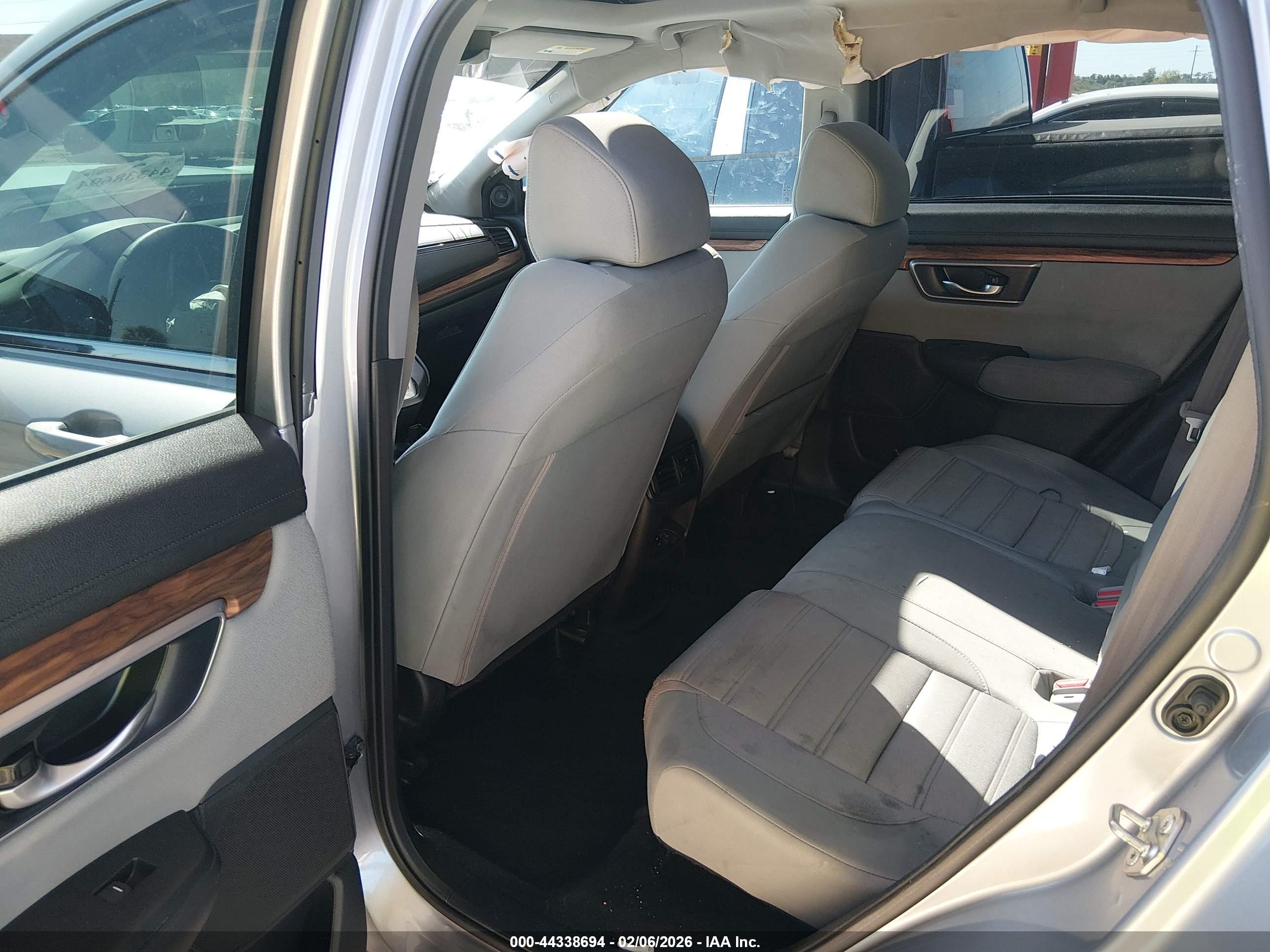 HONDA CR-V image 8