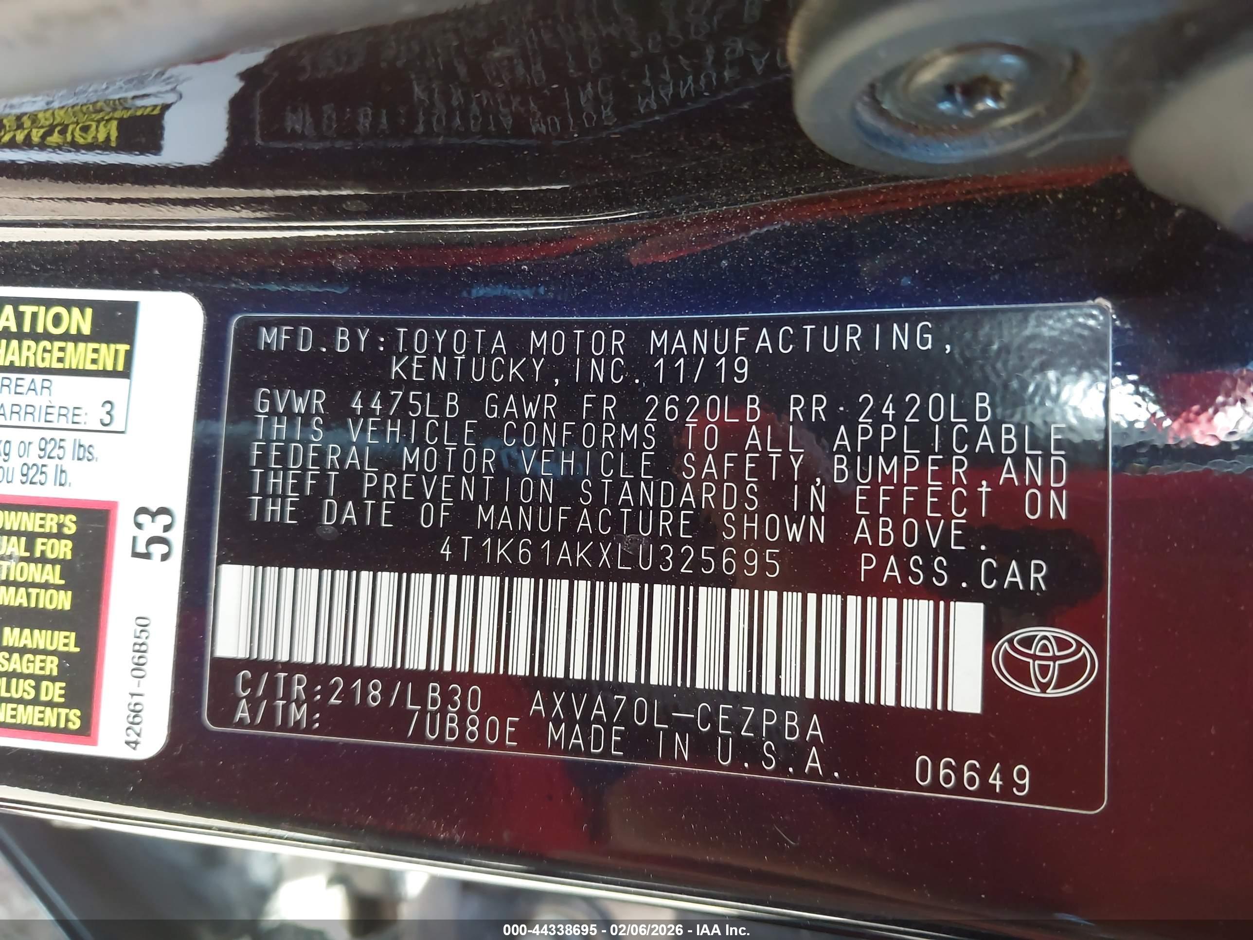 TOYOTA CAMRY image 9