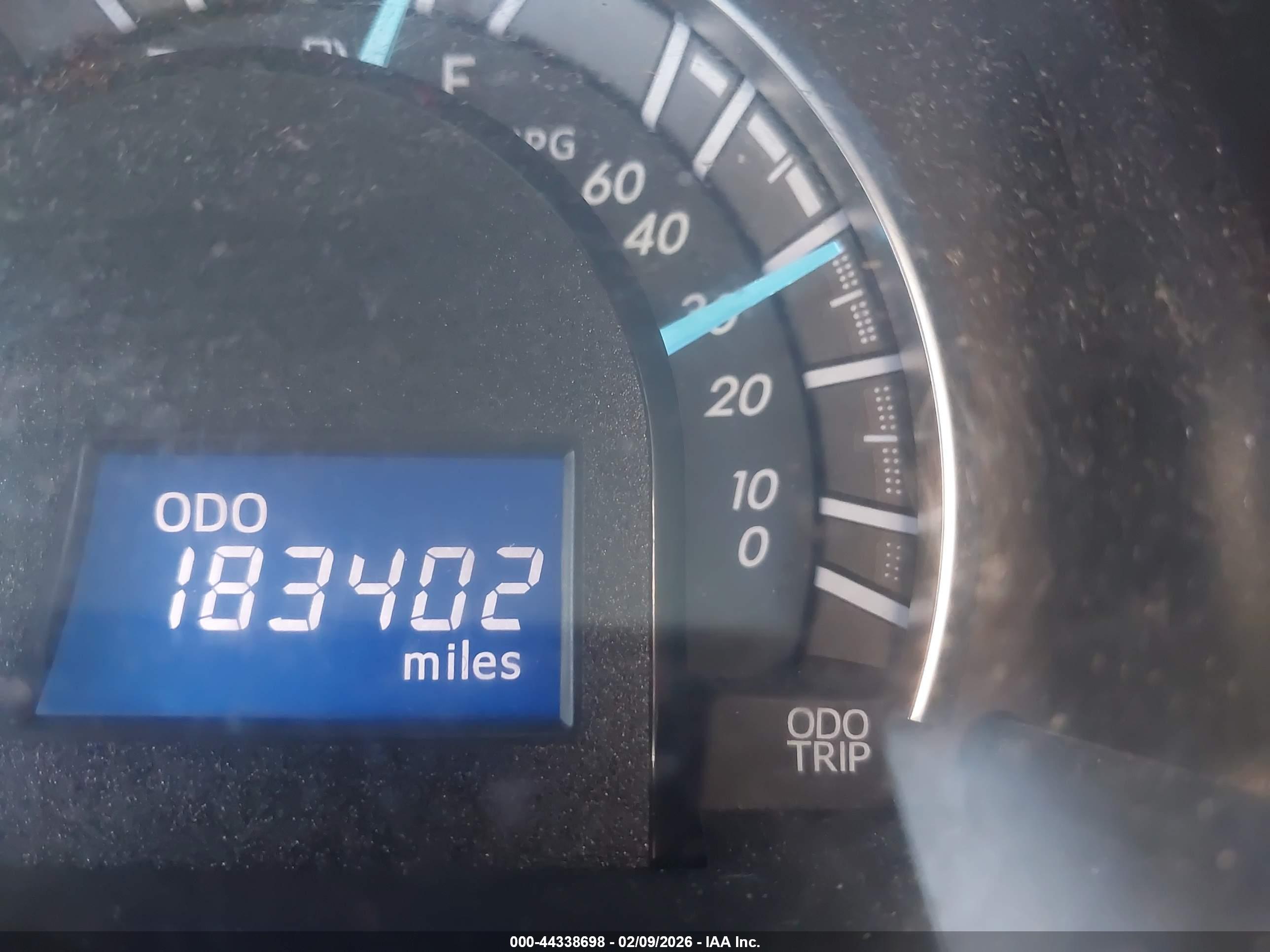 TOYOTA CAMRY image 7