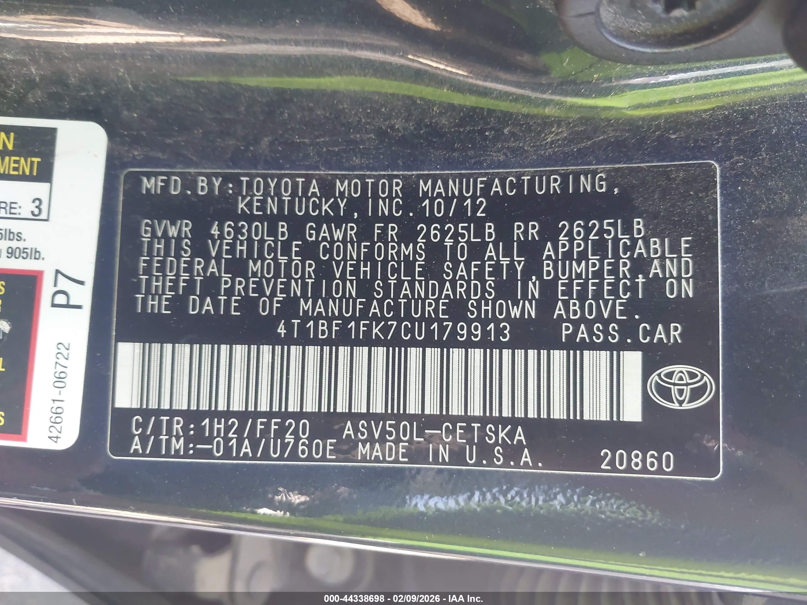 TOYOTA CAMRY image 9