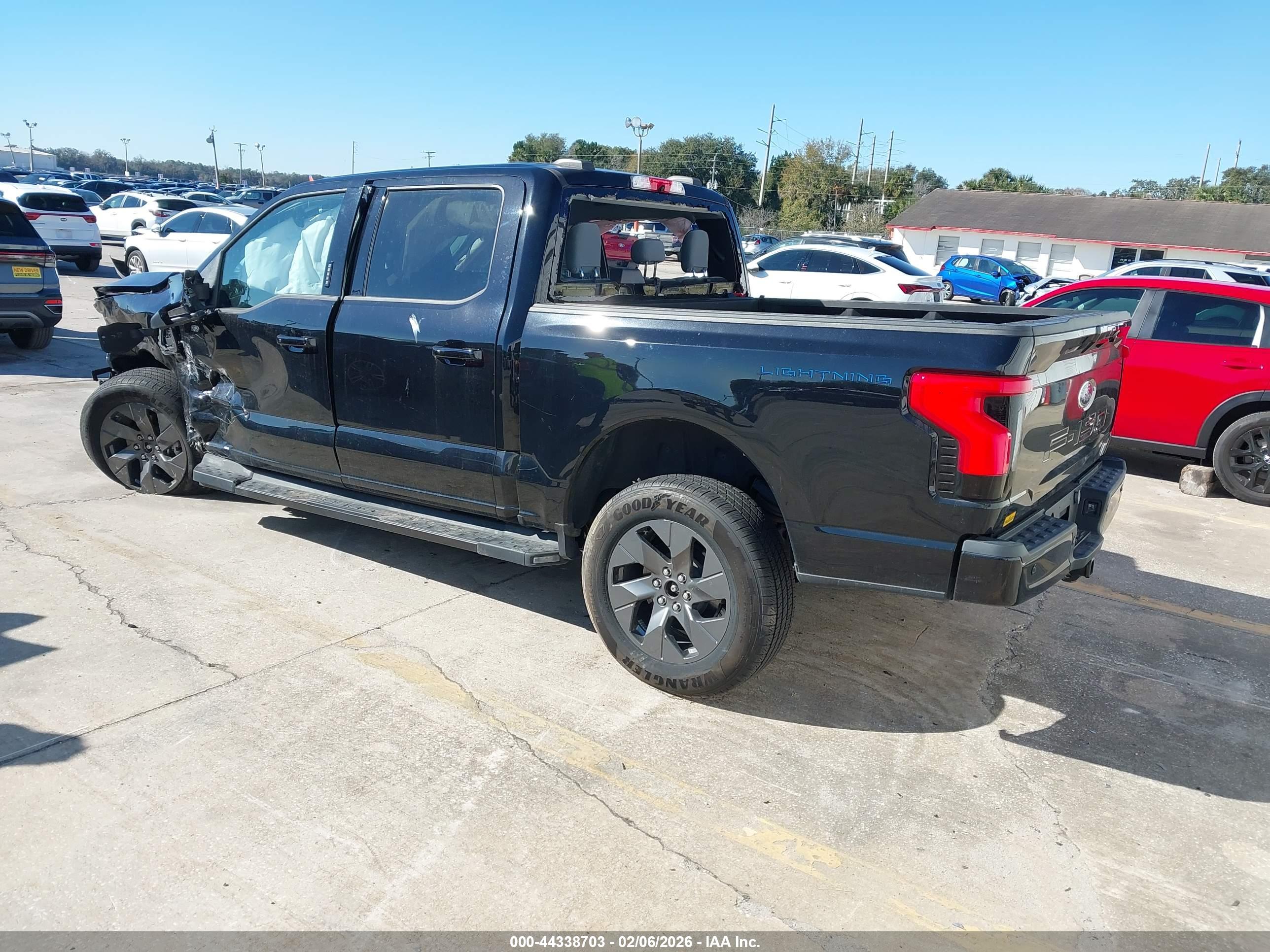 FORD F-150 image 3