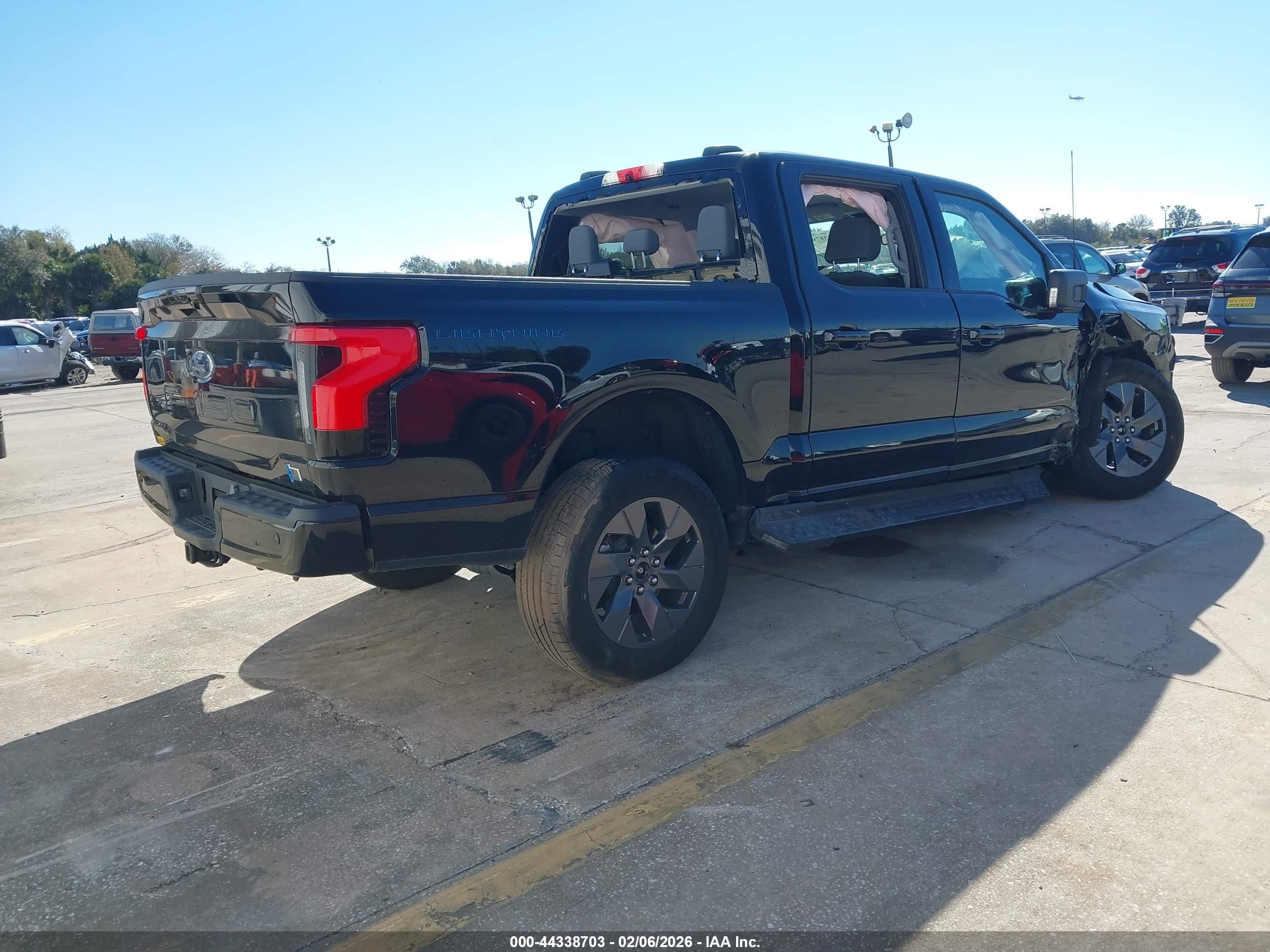 FORD F-150 image 4