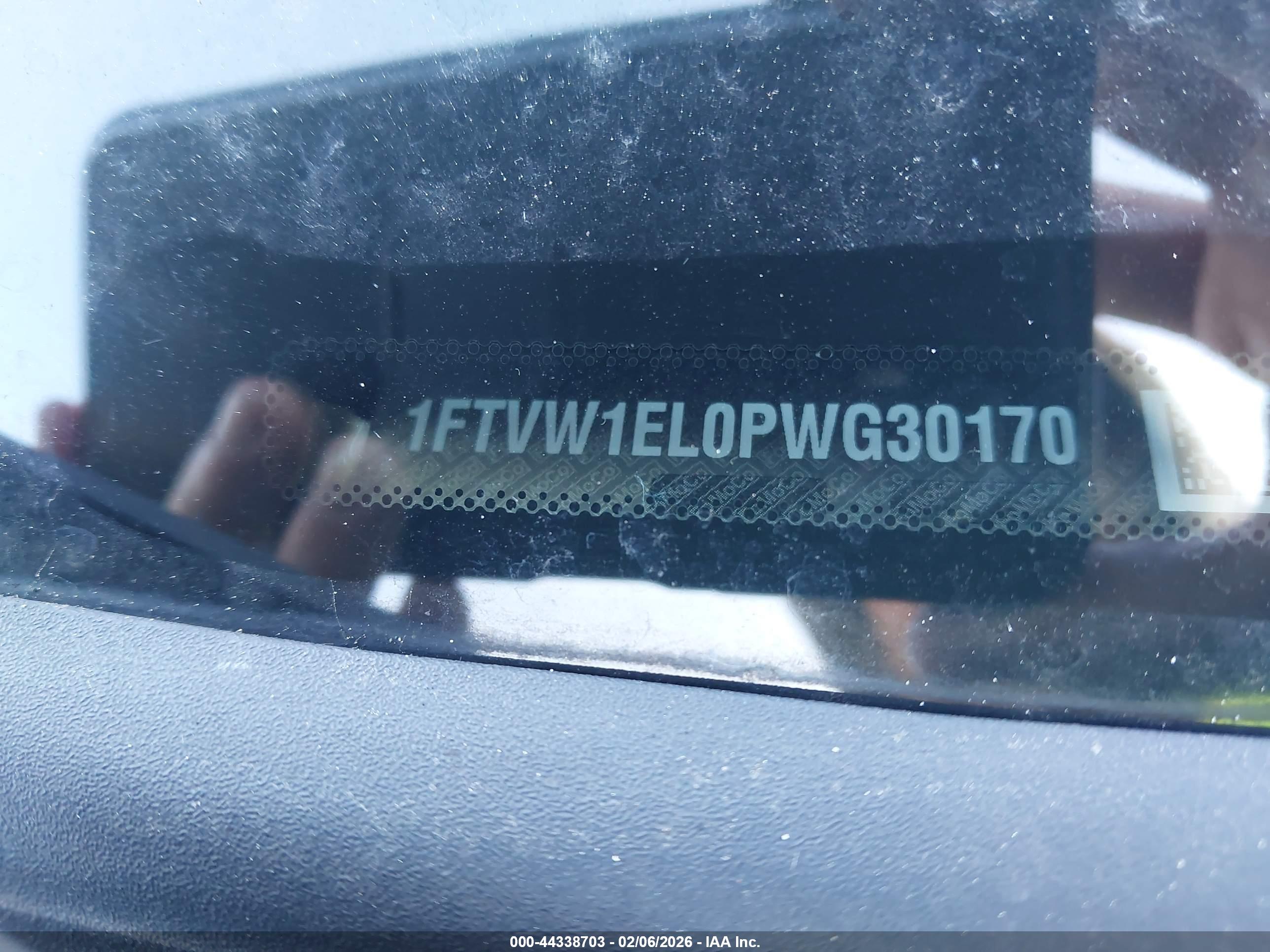 FORD F-150 image 9