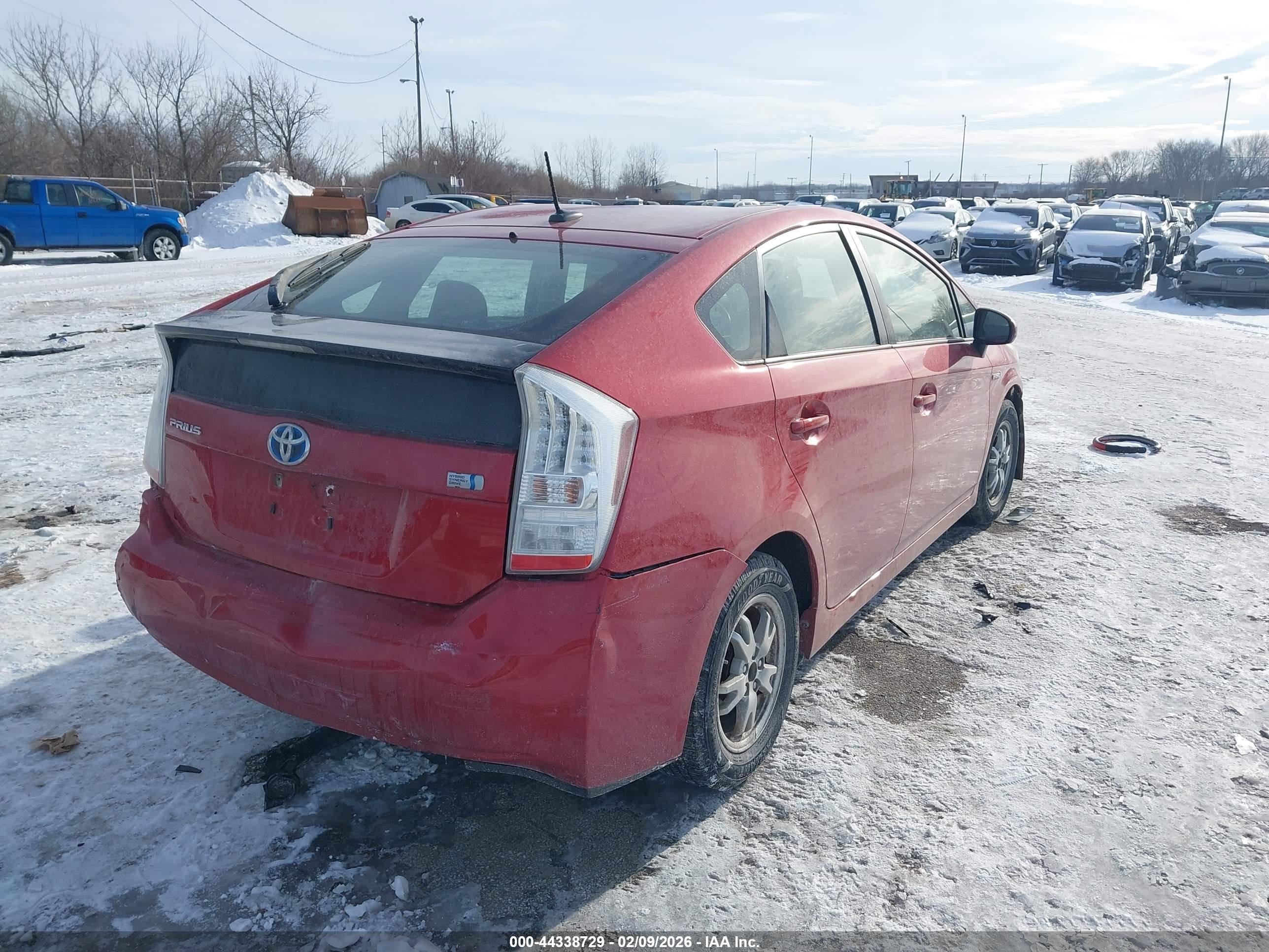 TOYOTA PRIUS image 4