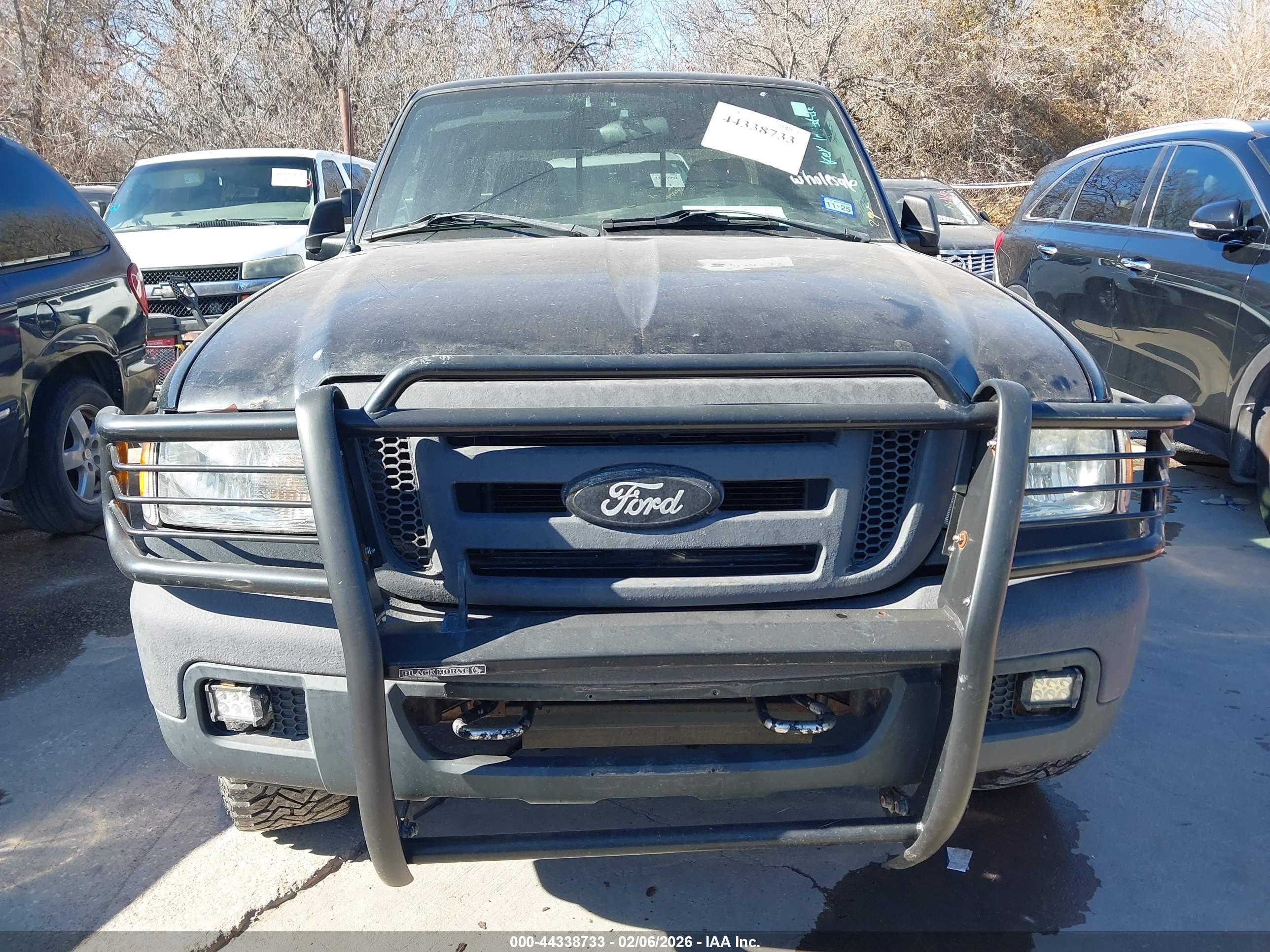 FORD RANGER image 6