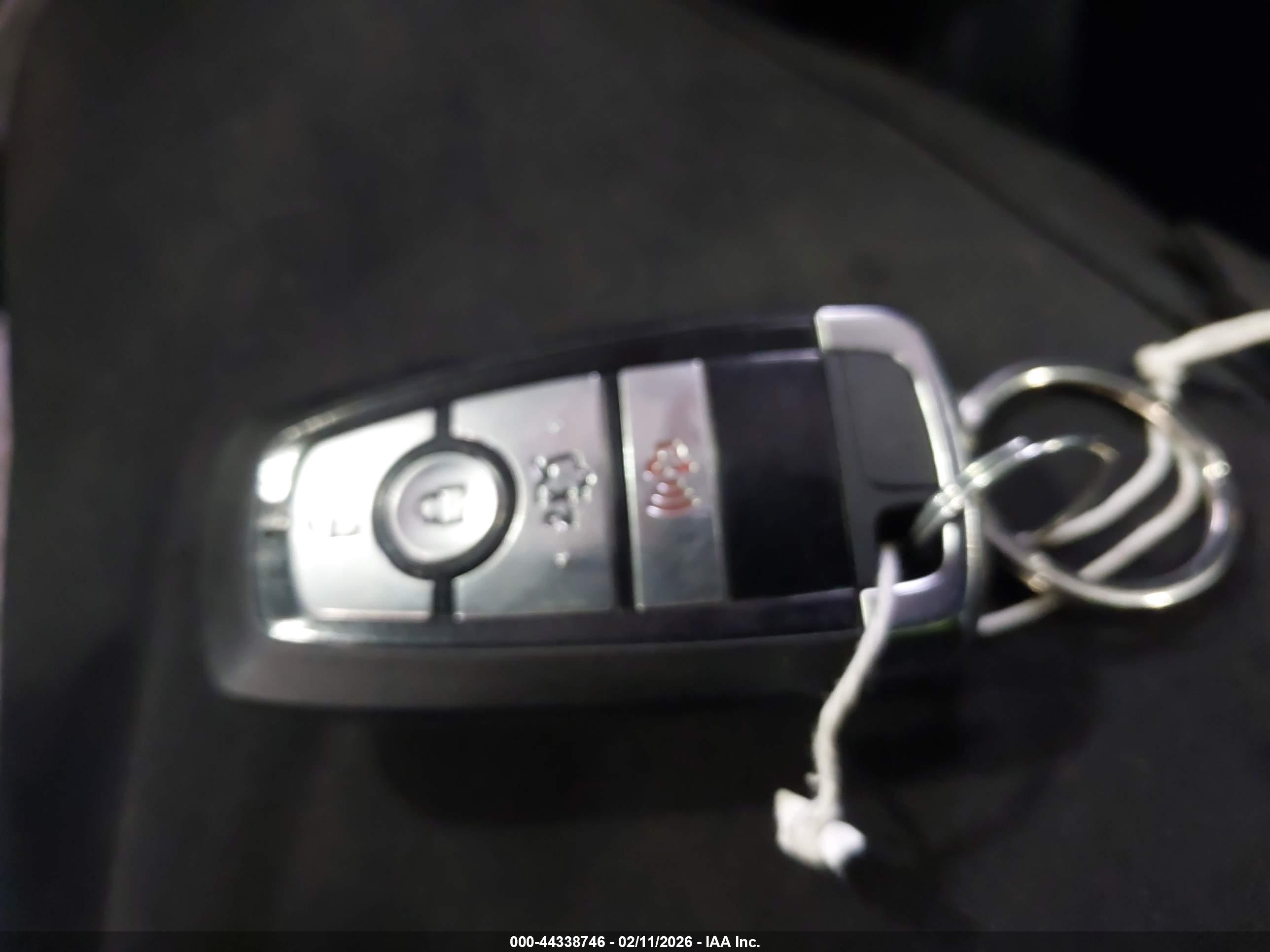 FORD MUSTANG image 11