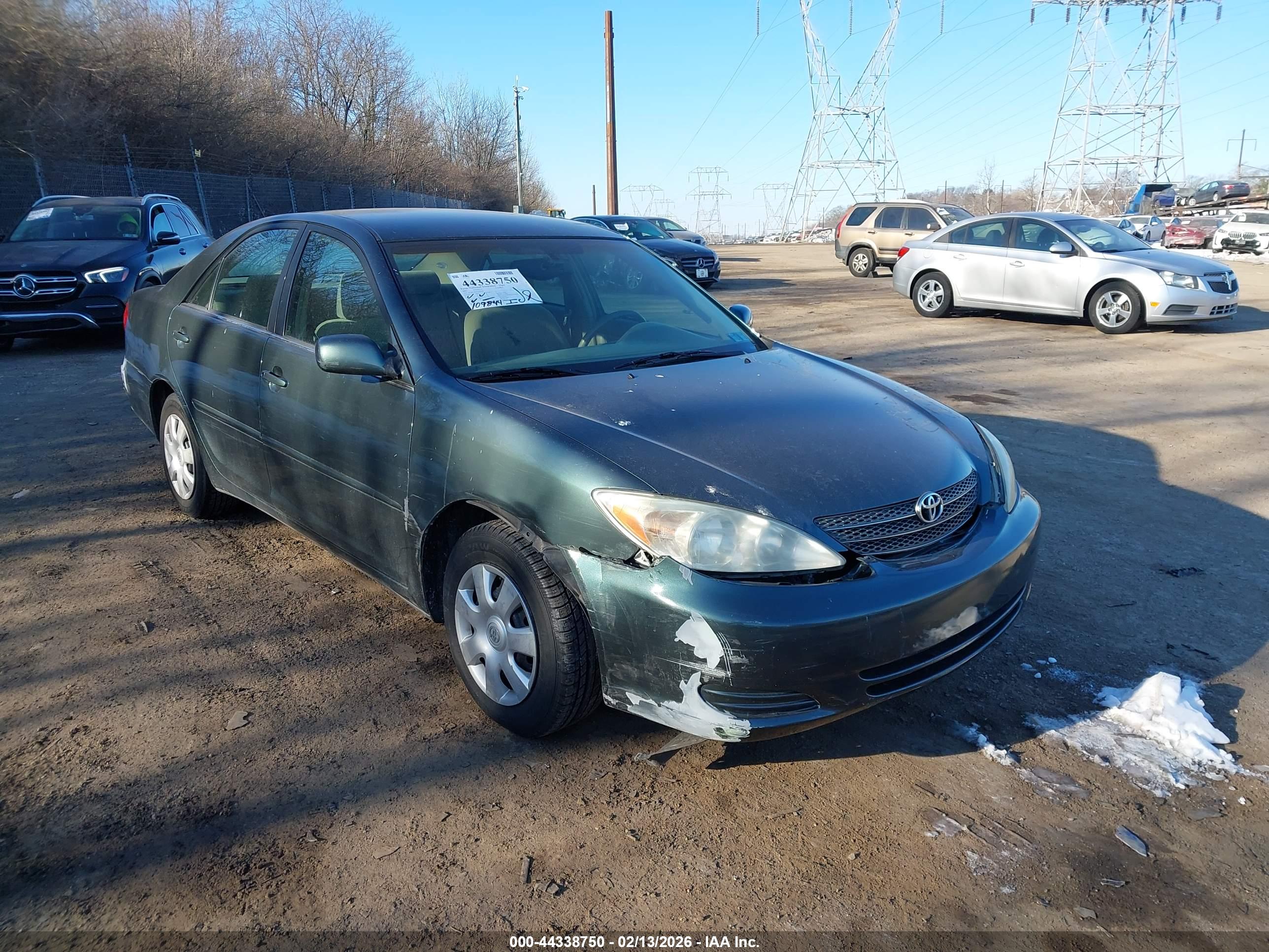 TOYOTA CAMRY image 6