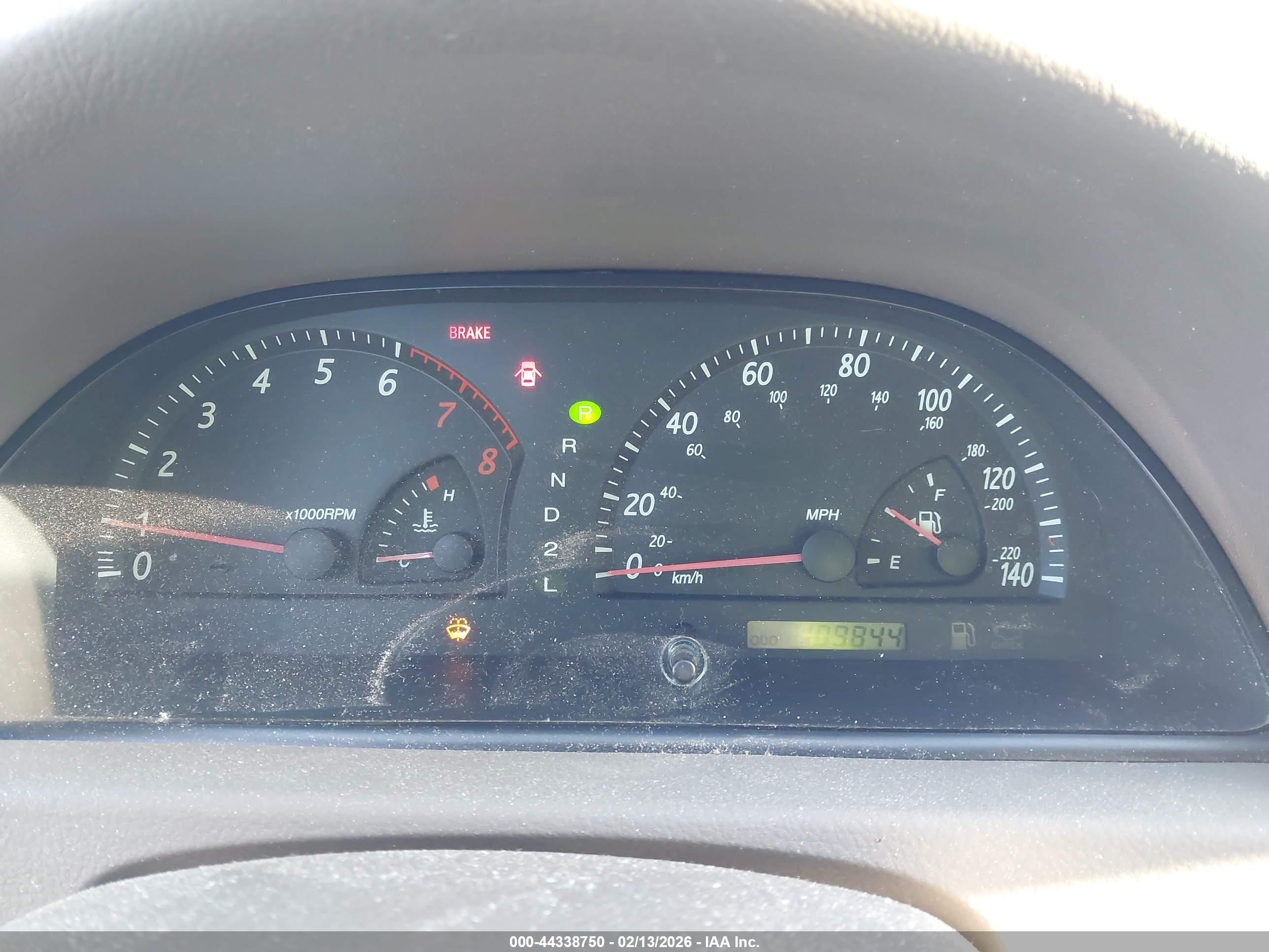 TOYOTA CAMRY image 7