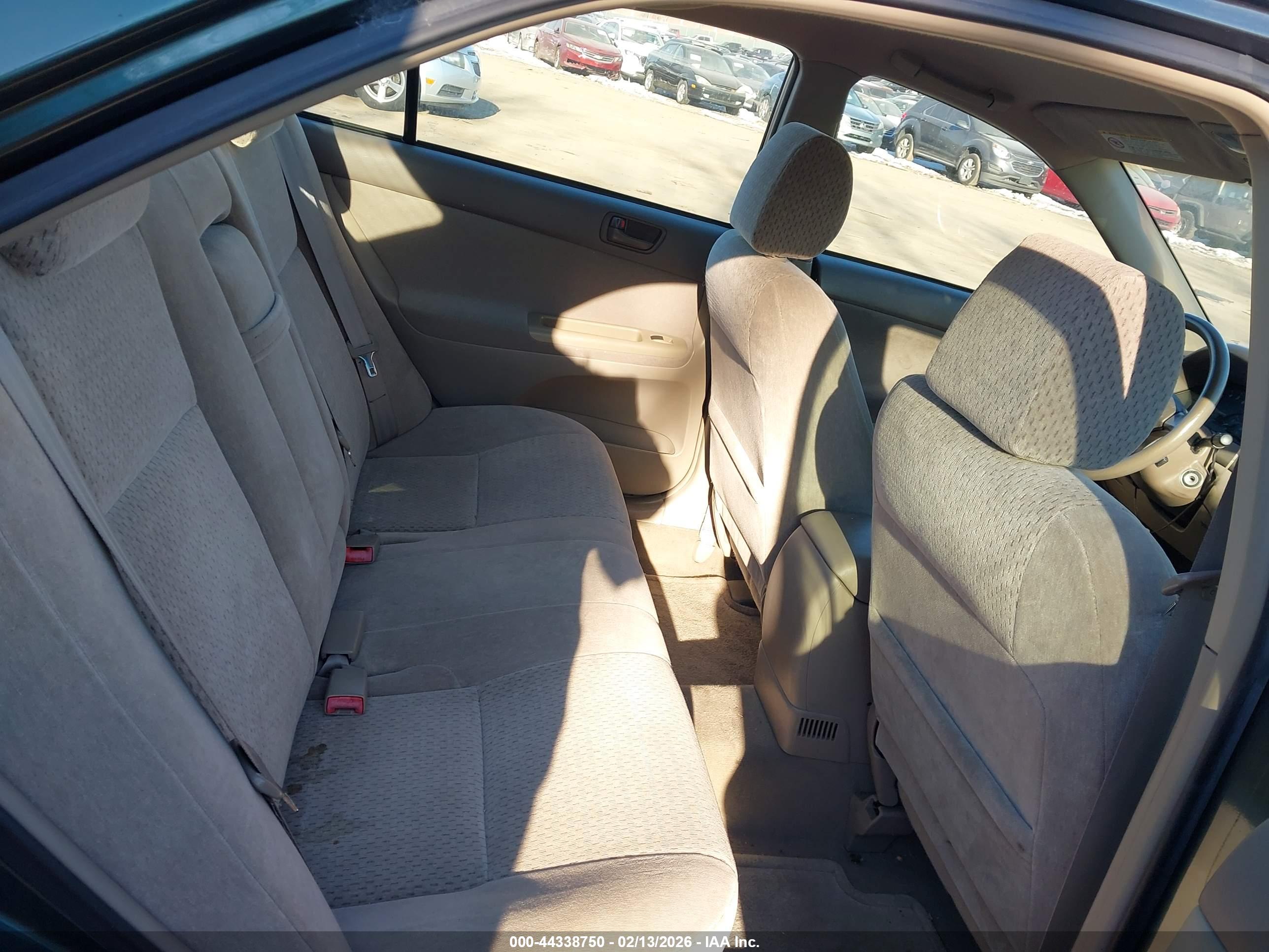 TOYOTA CAMRY image 8