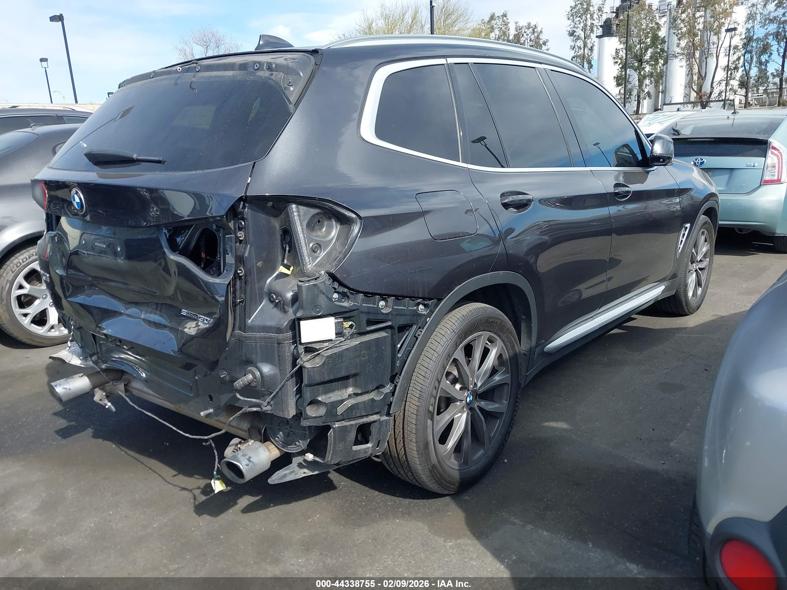 BMW X3 image 4
