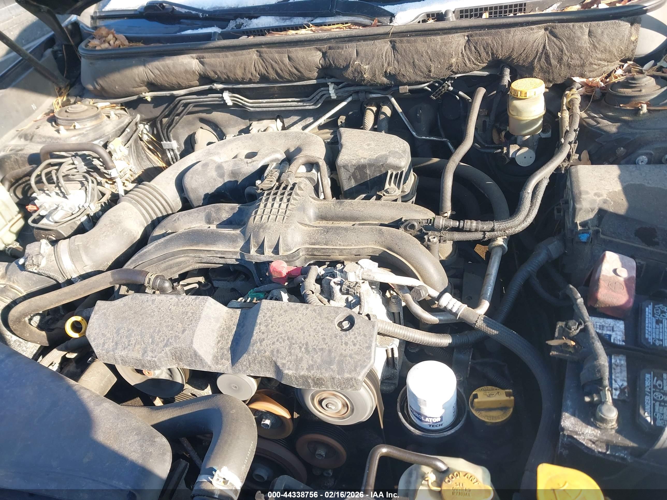 SUBARU OUTBACK image 10
