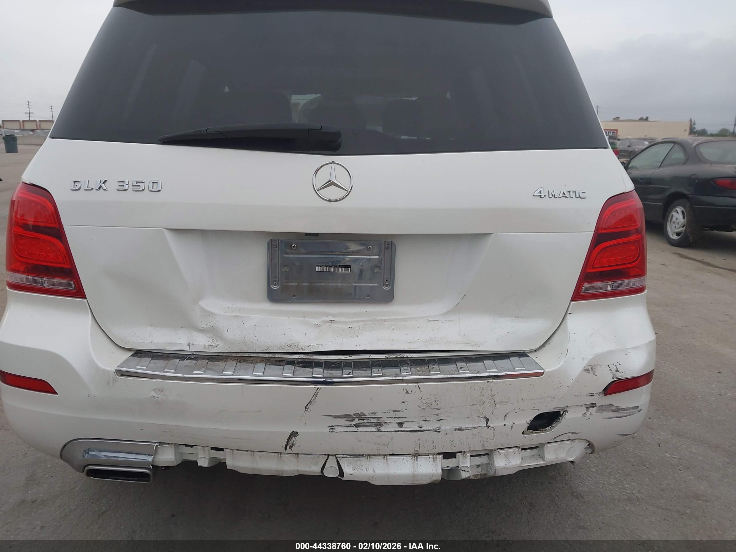 MERCEDES-BENZ GLK image 6