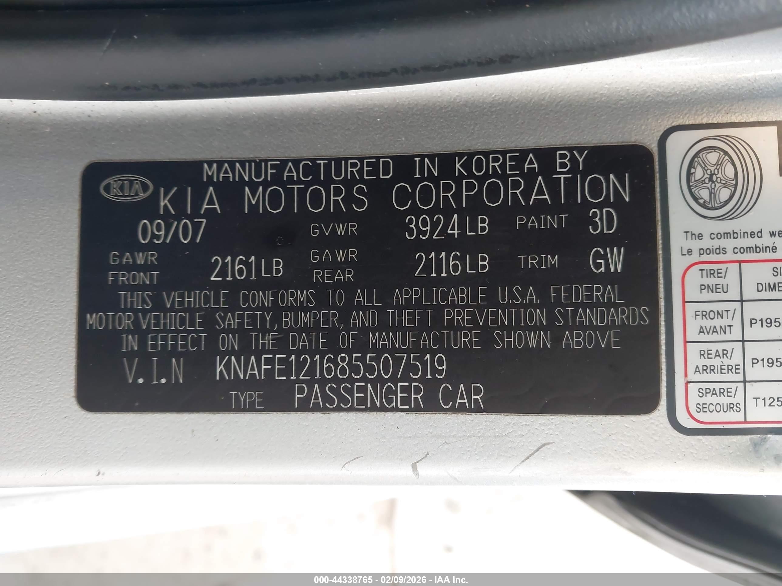 KIA SPECTRA image 9