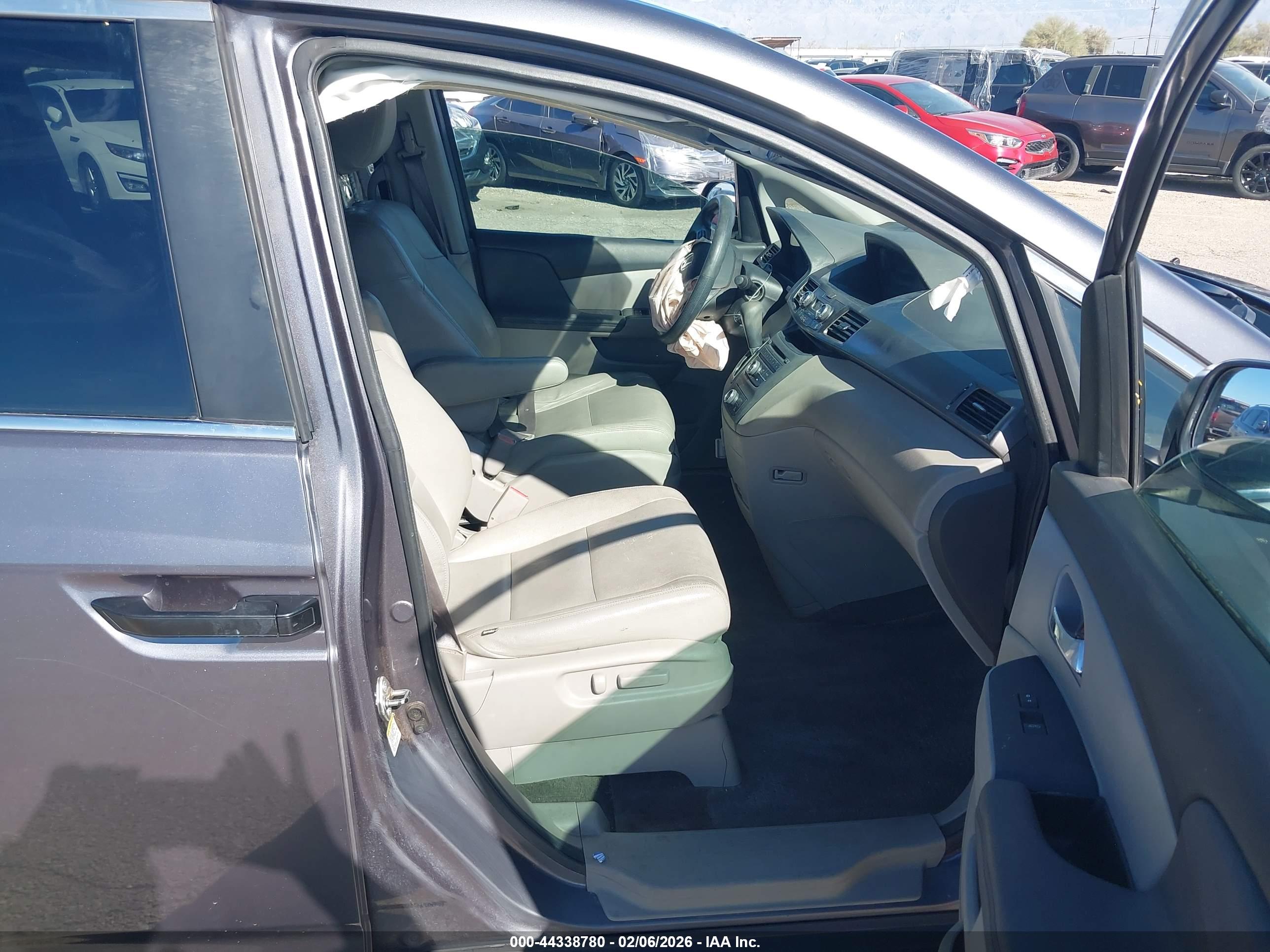HONDA ODYSSEY image 5