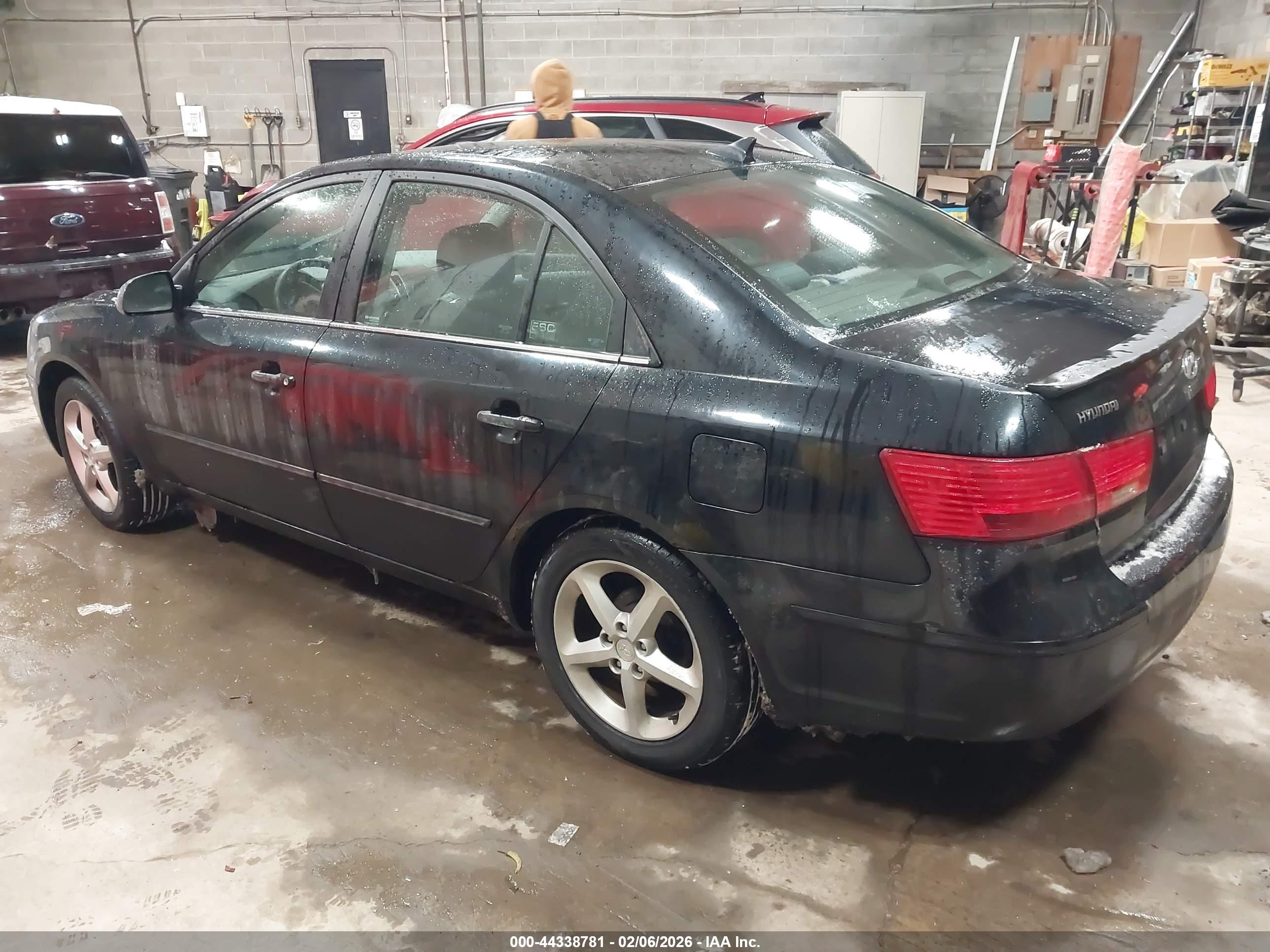 HYUNDAI SONATA image 3