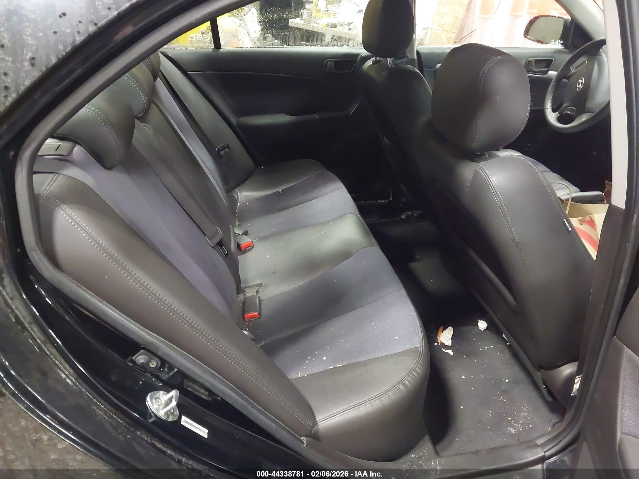 HYUNDAI SONATA image 8