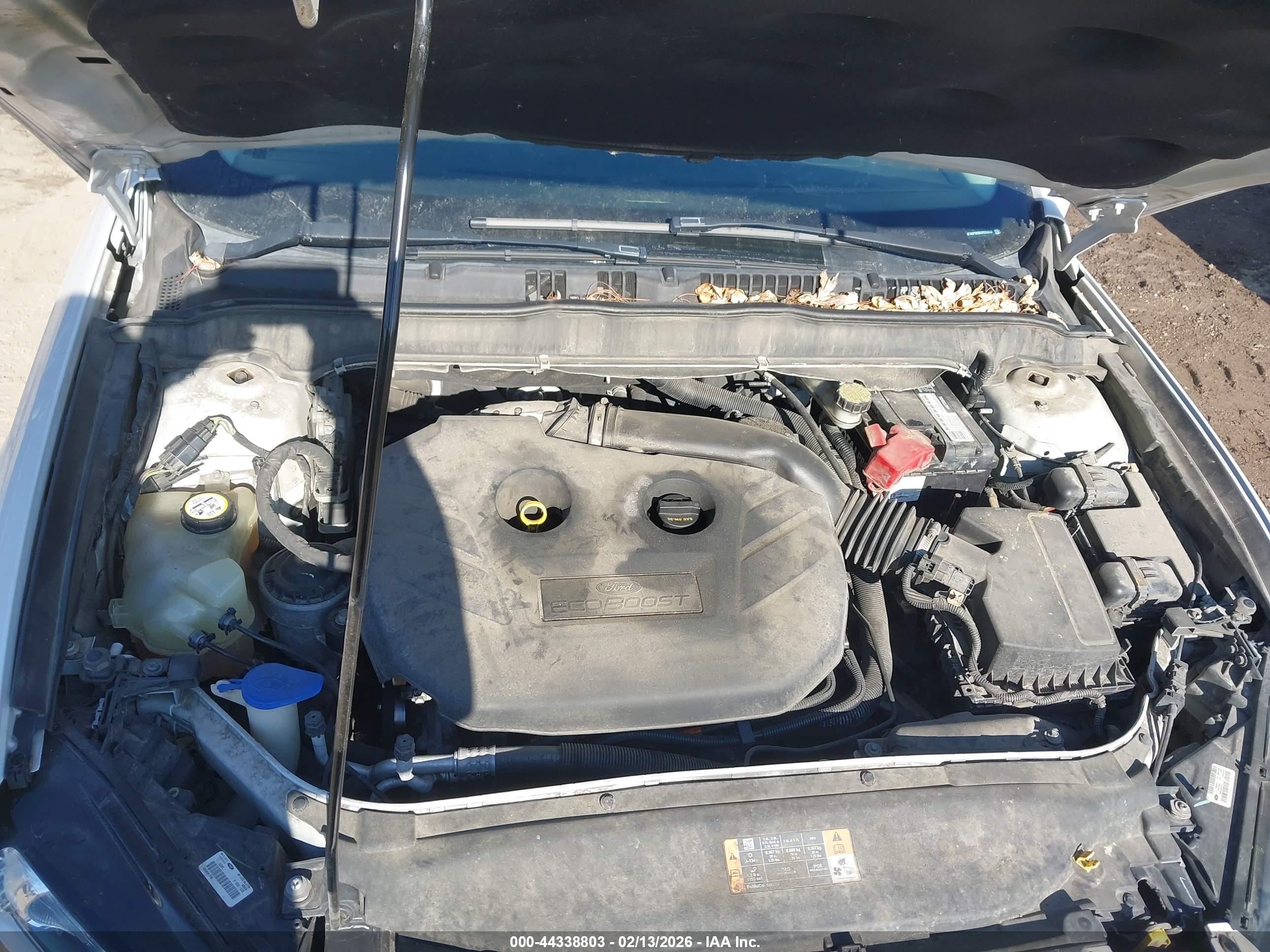 FORD FUSION image 10