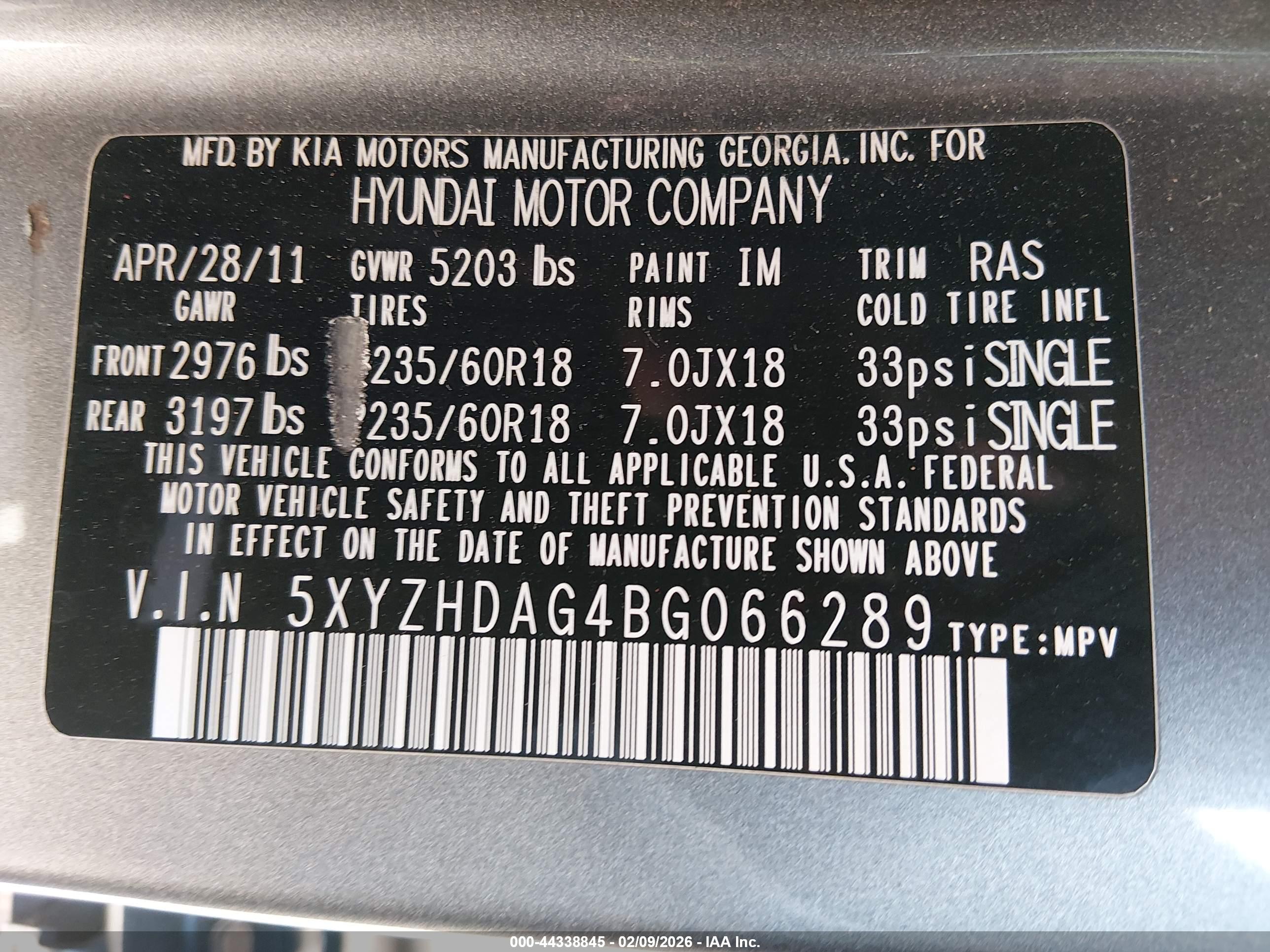 HYUNDAI SANTA image 9