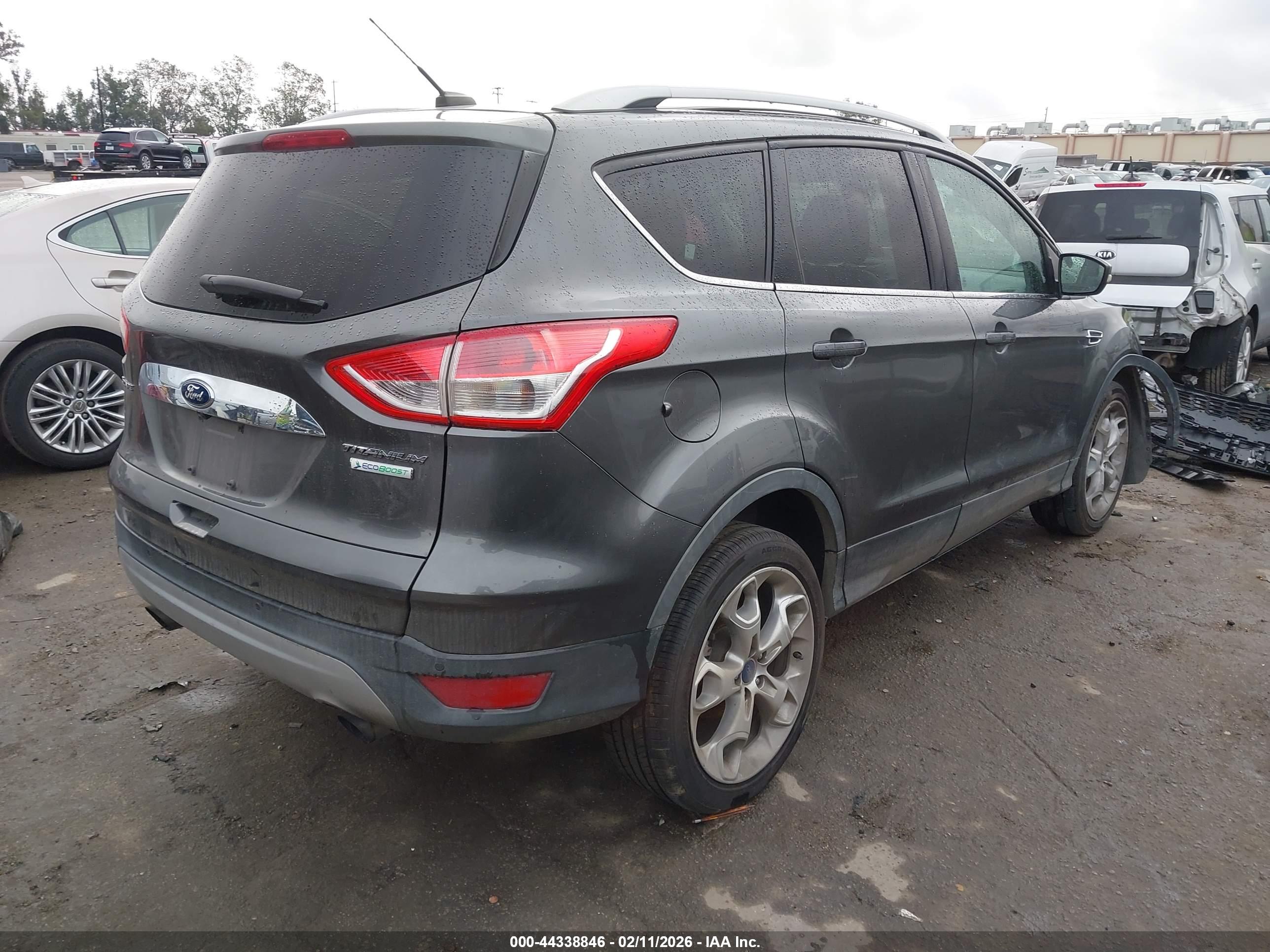 FORD ESCAPE image 4