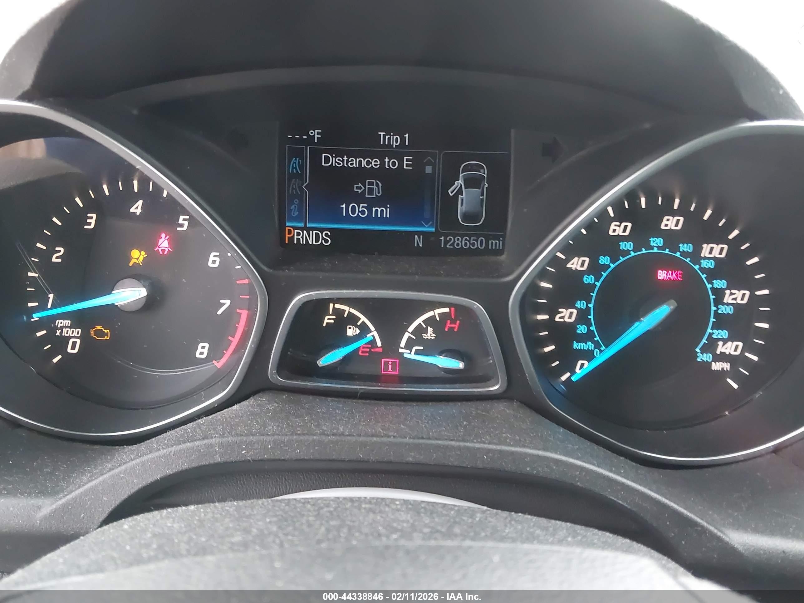 FORD ESCAPE image 7