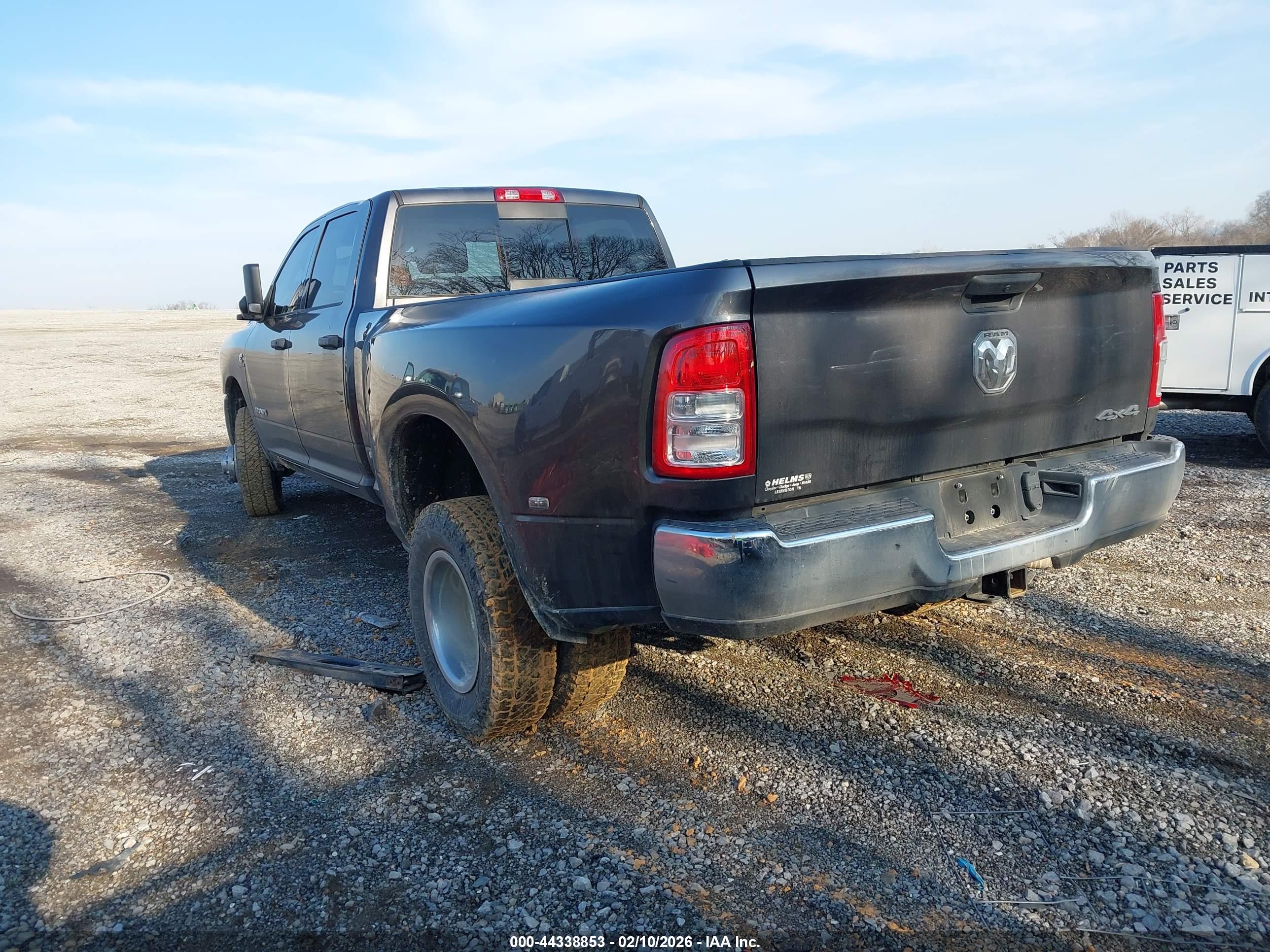 RAM 3500 image 3