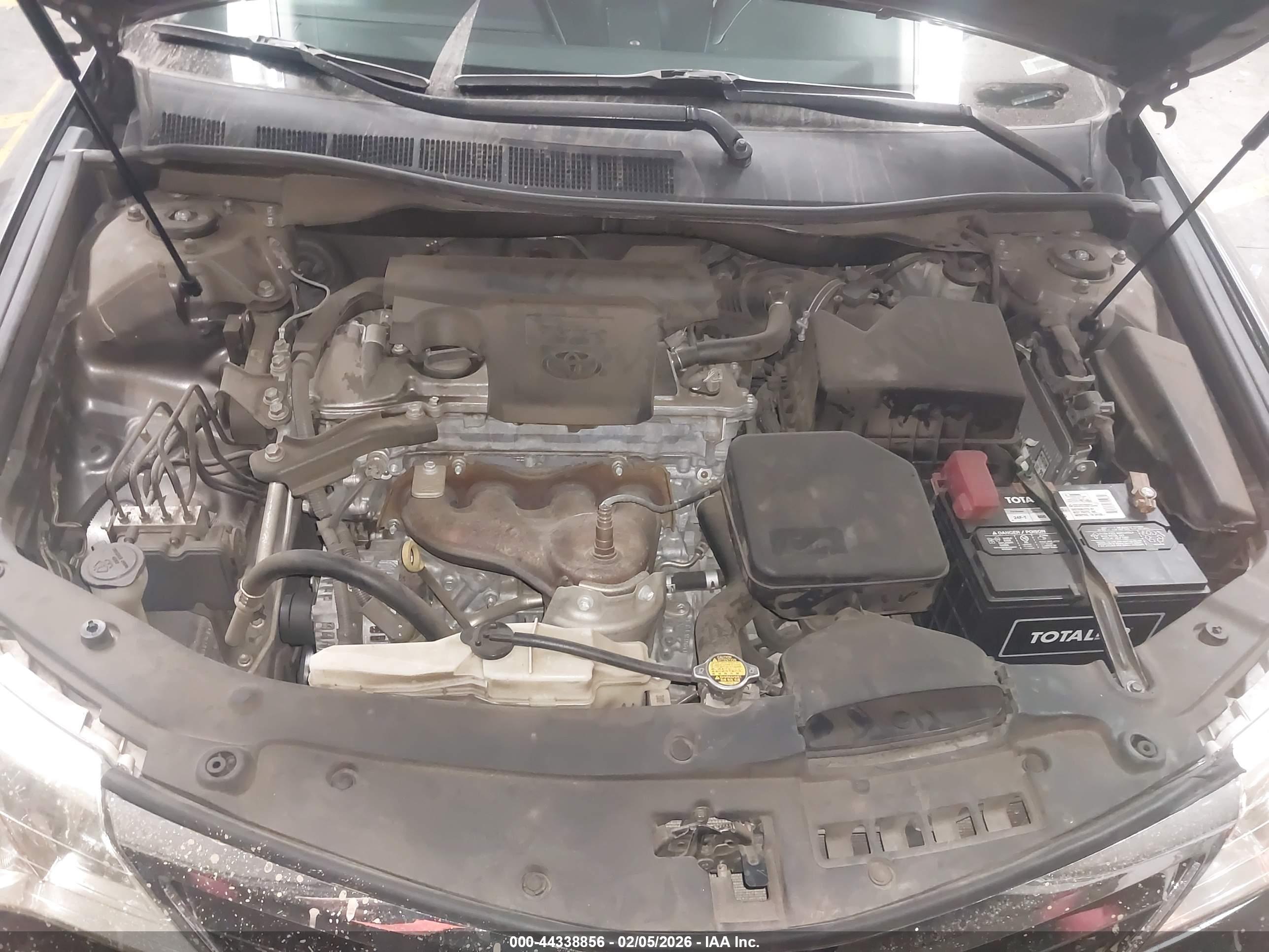 TOYOTA CAMRY image 10