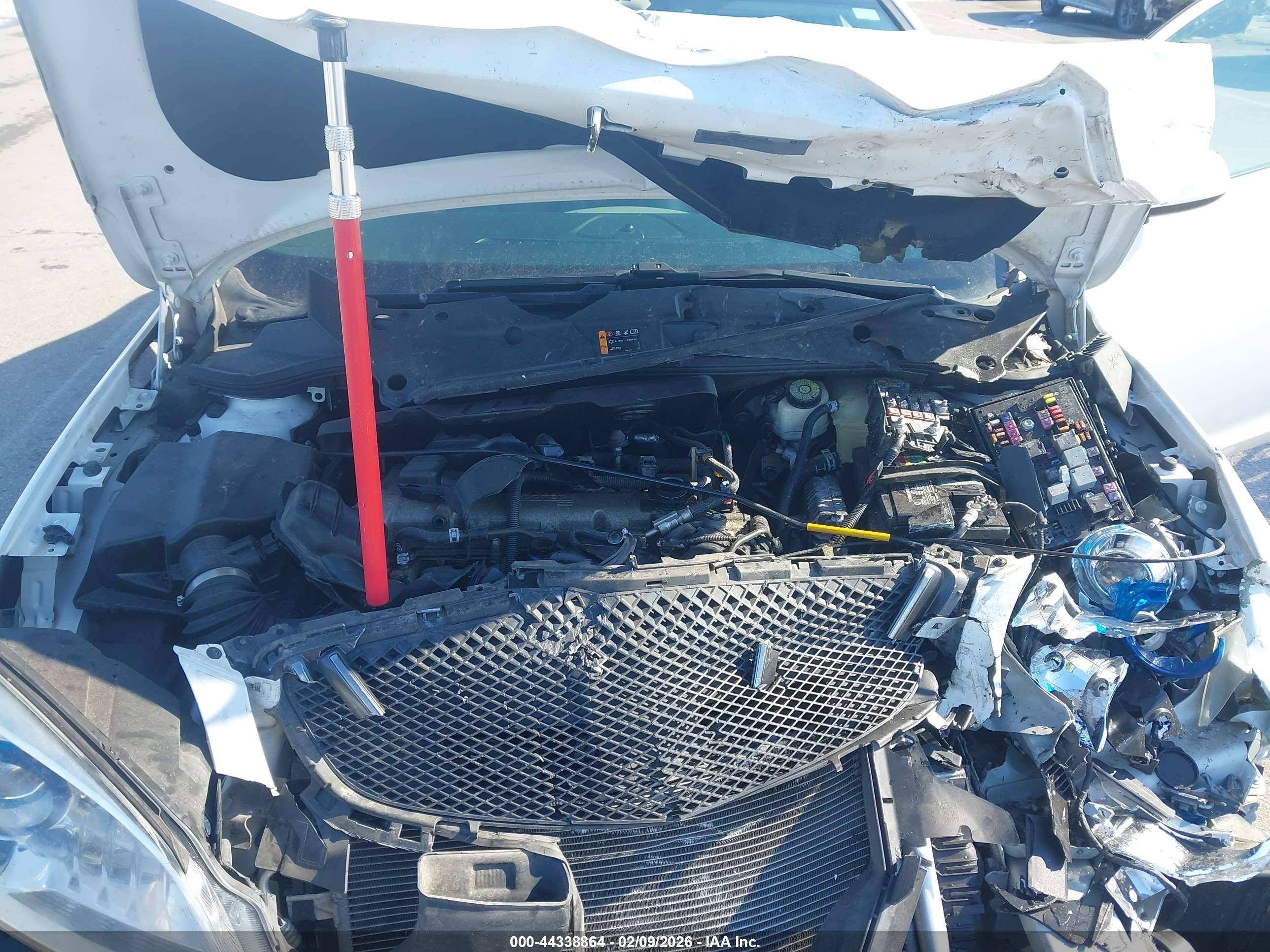 BUICK VERANO image 10
