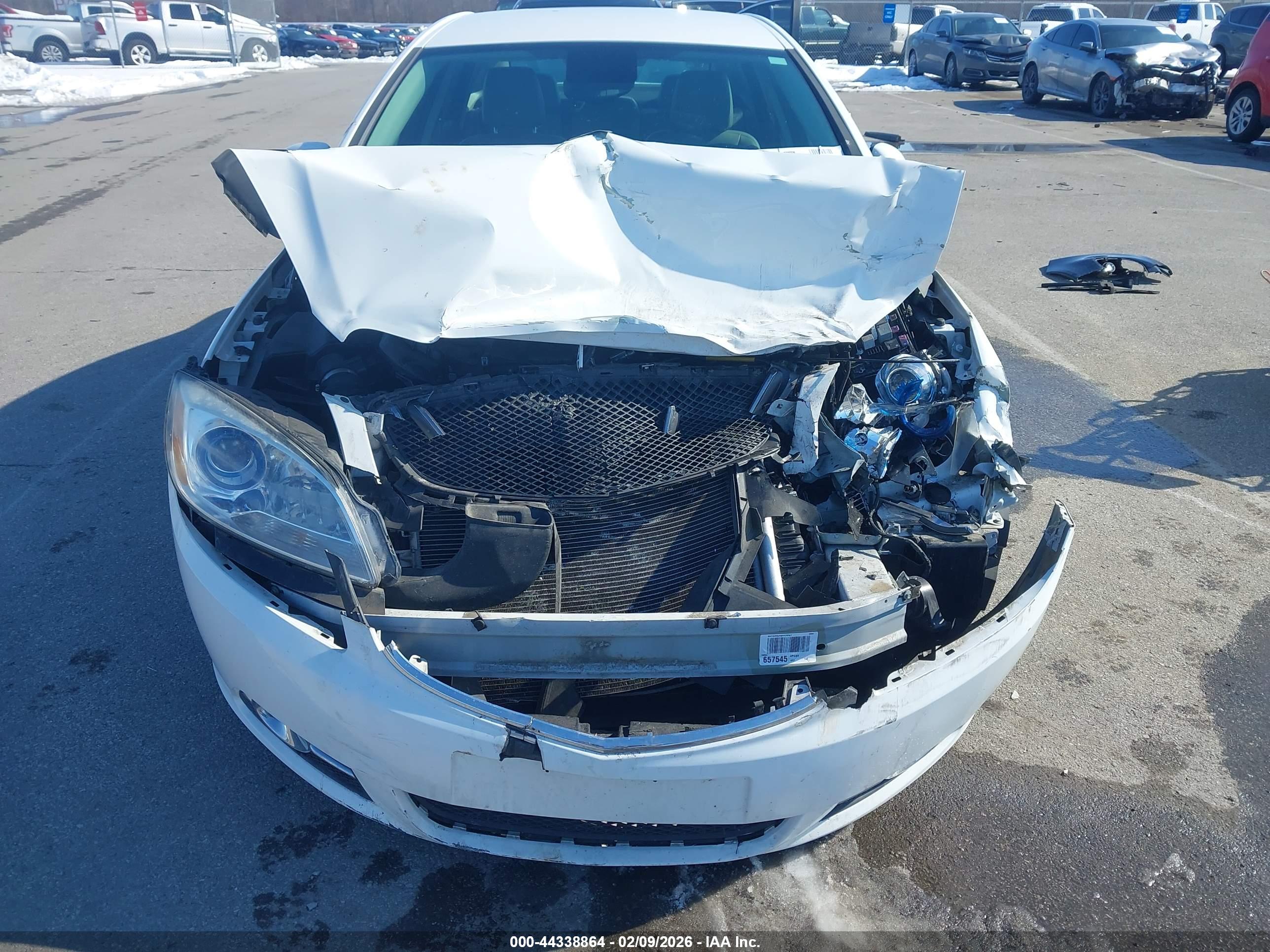 BUICK VERANO image 6