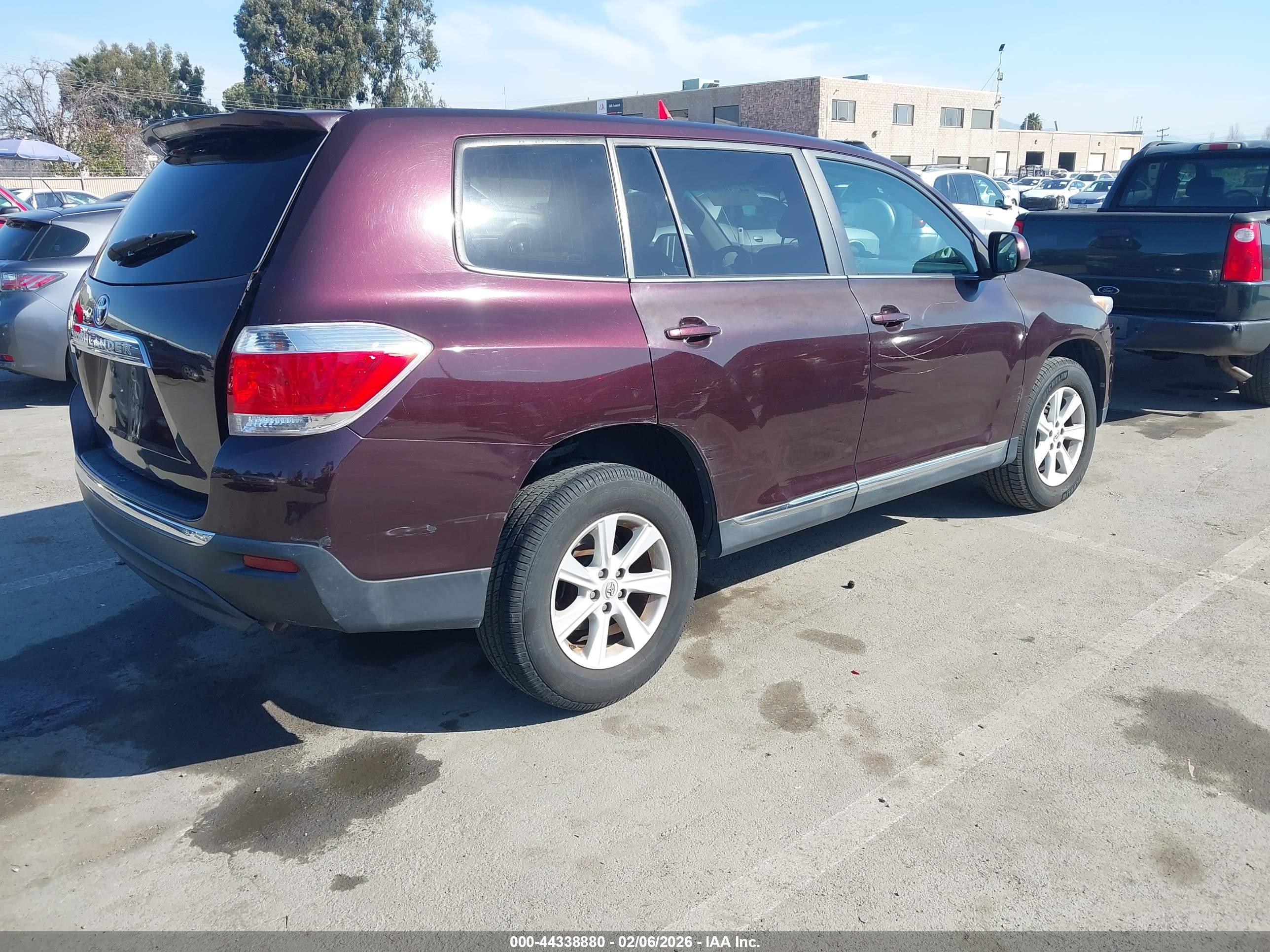 TOYOTA HIGHLANDER image 4