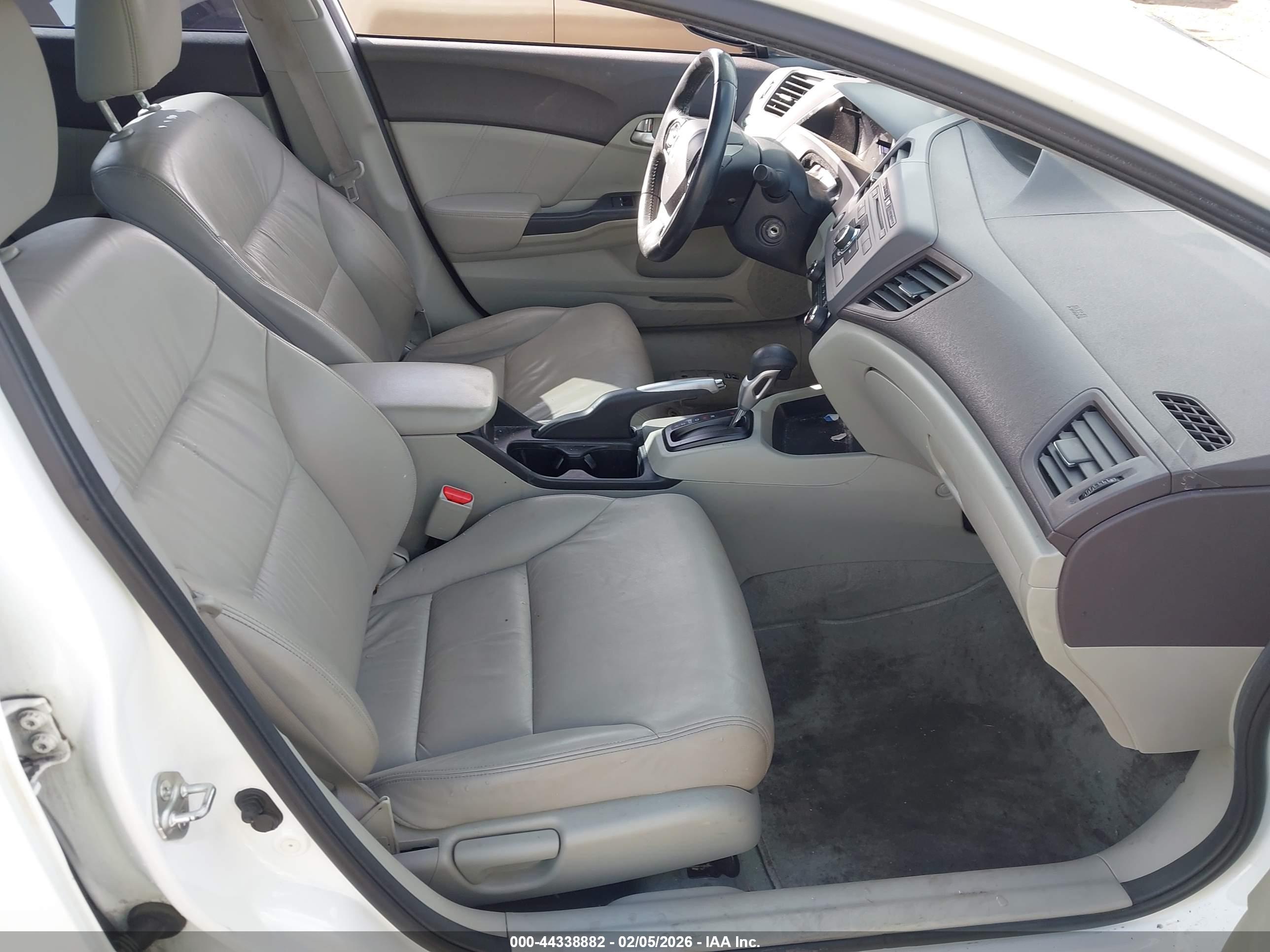 HONDA CIVIC image 5