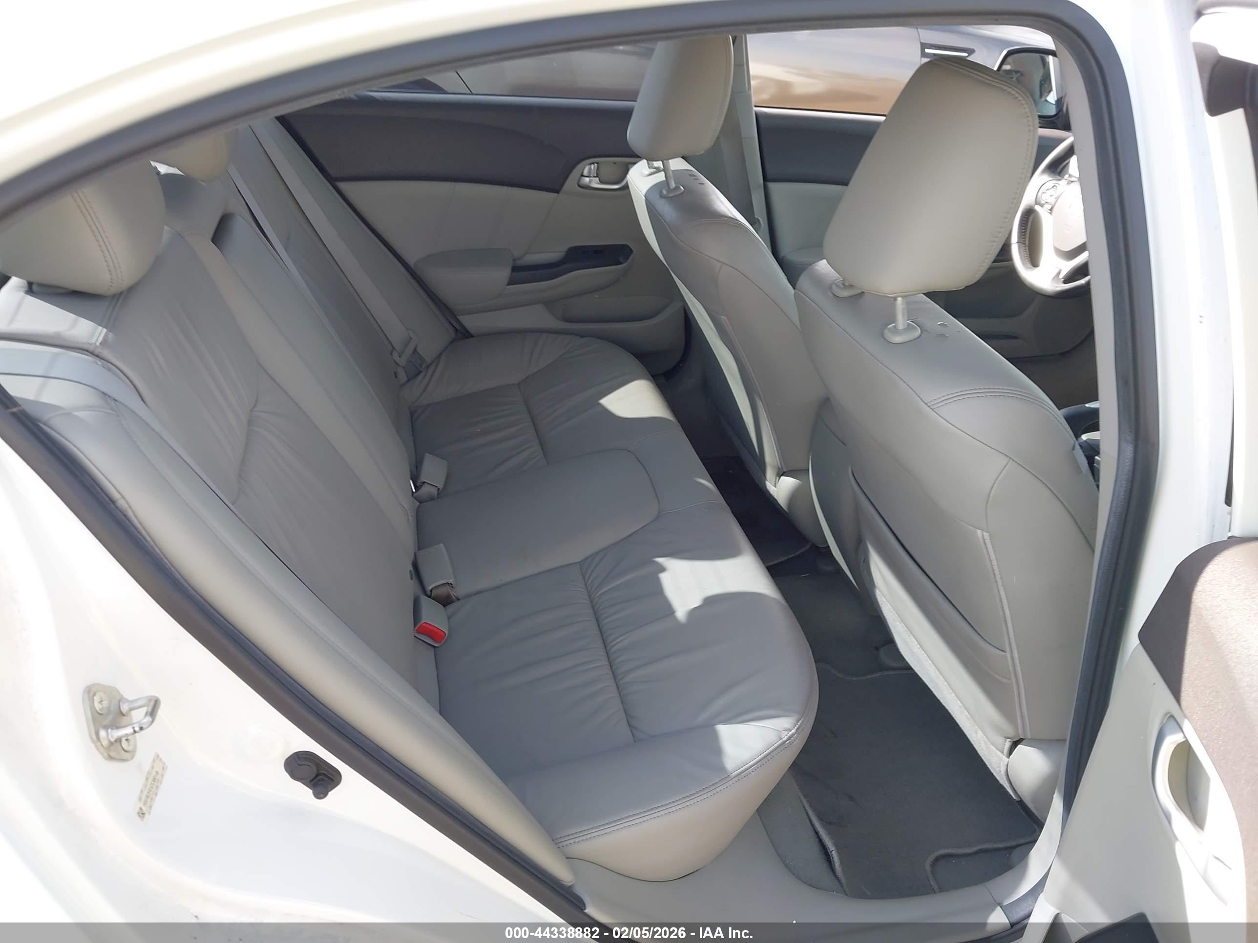 HONDA CIVIC image 8