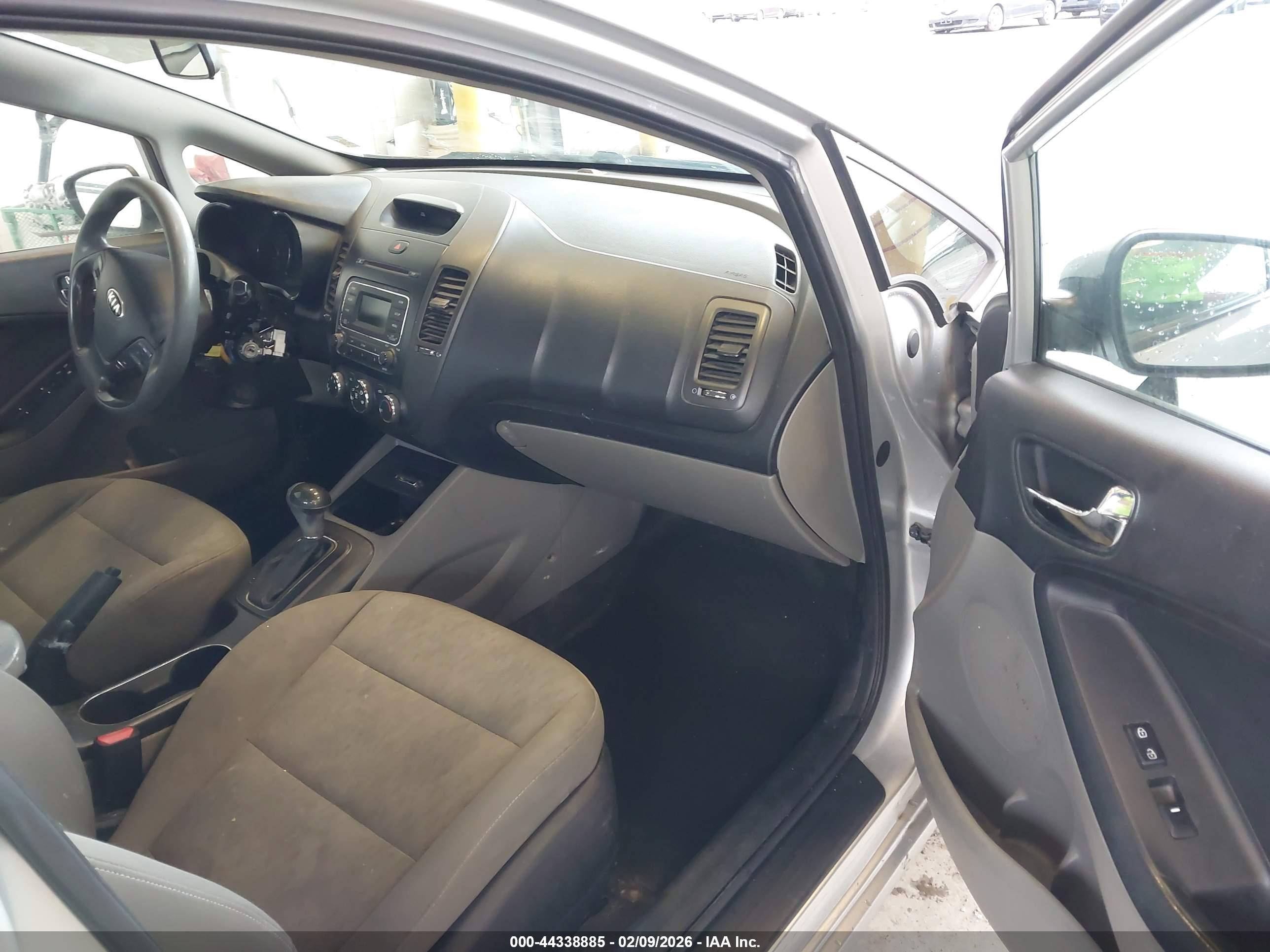 KIA FORTE image 5