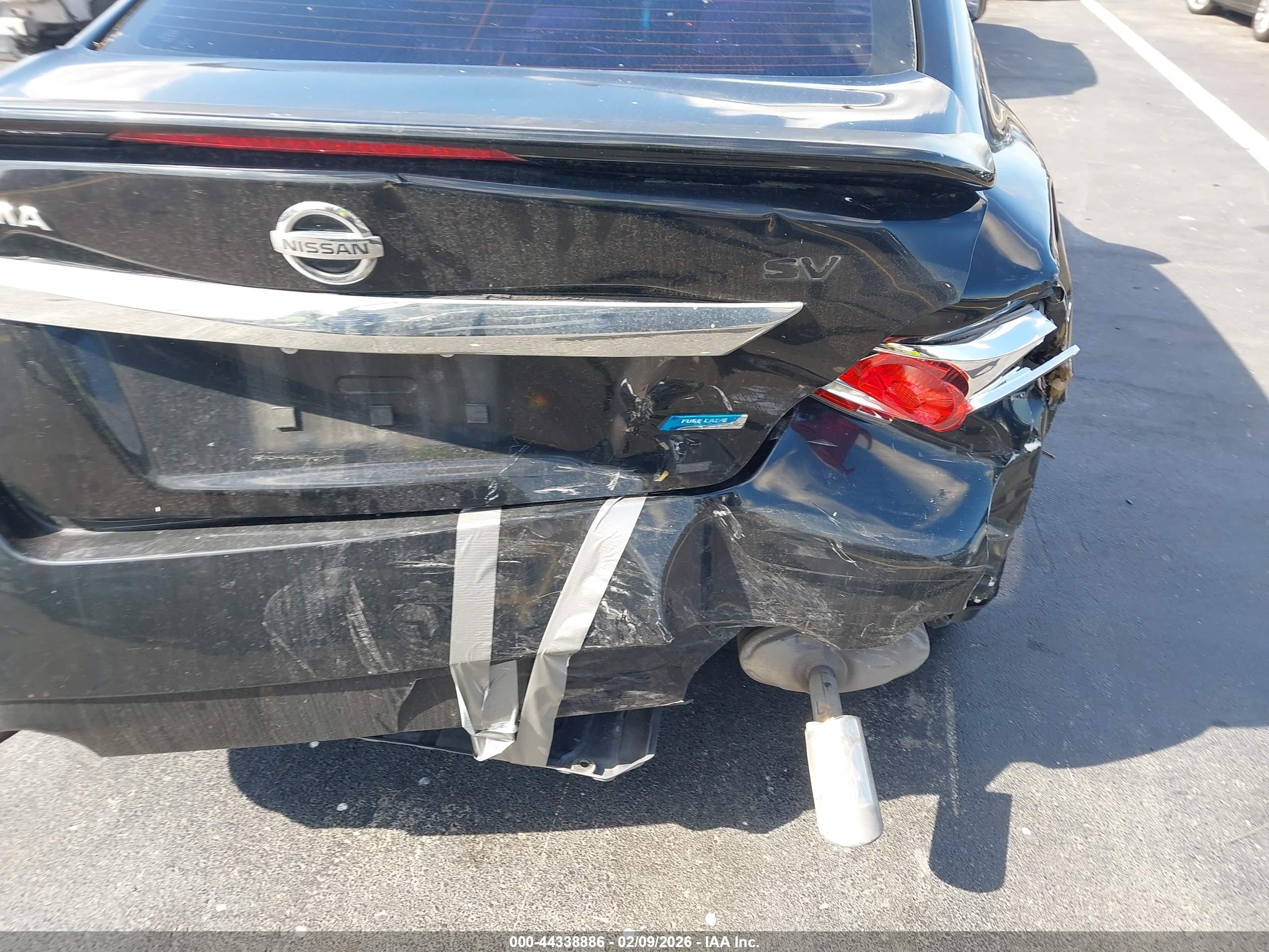 NISSAN ALTIMA image 6
