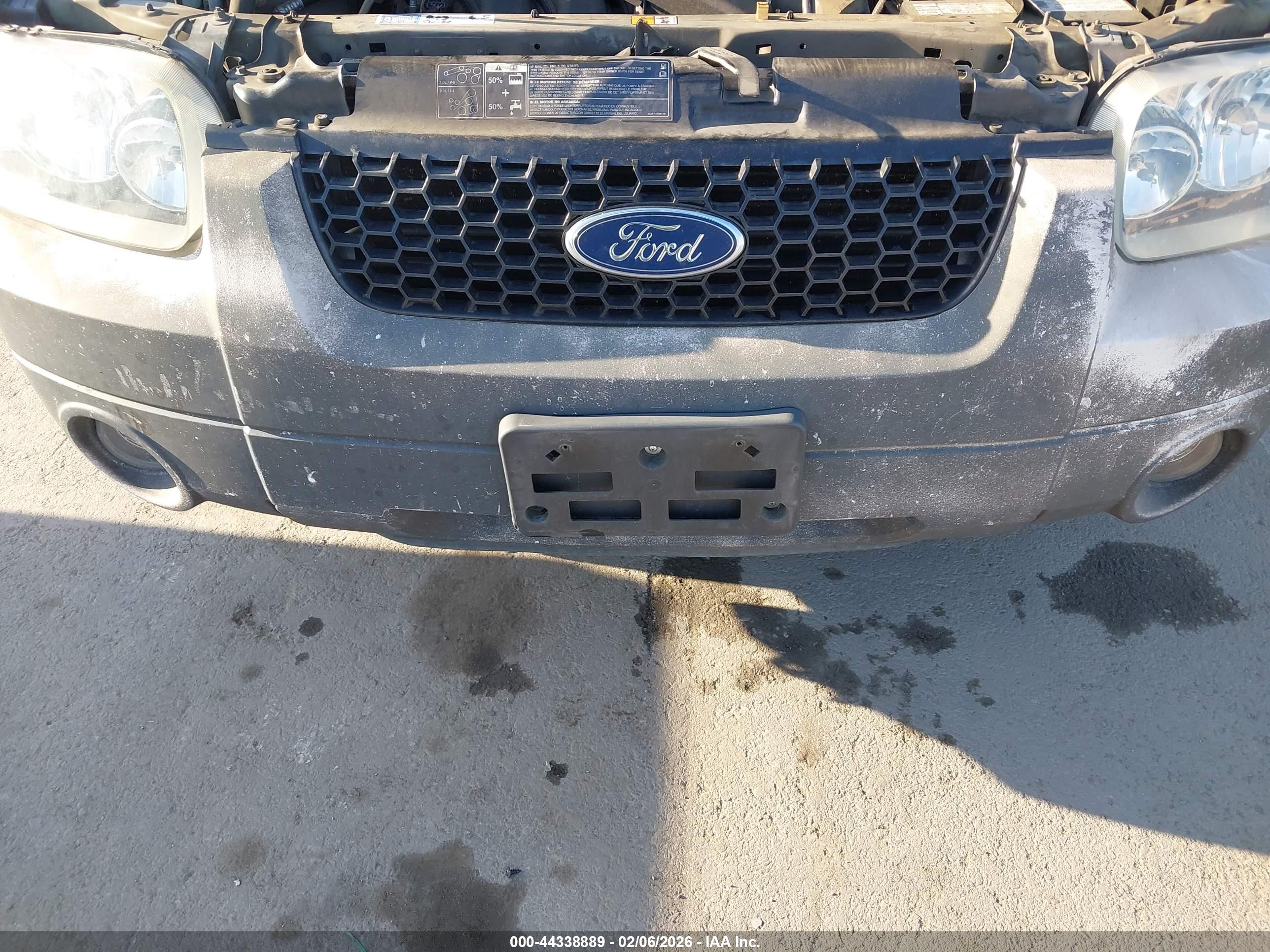 FORD ESCAPE image 6
