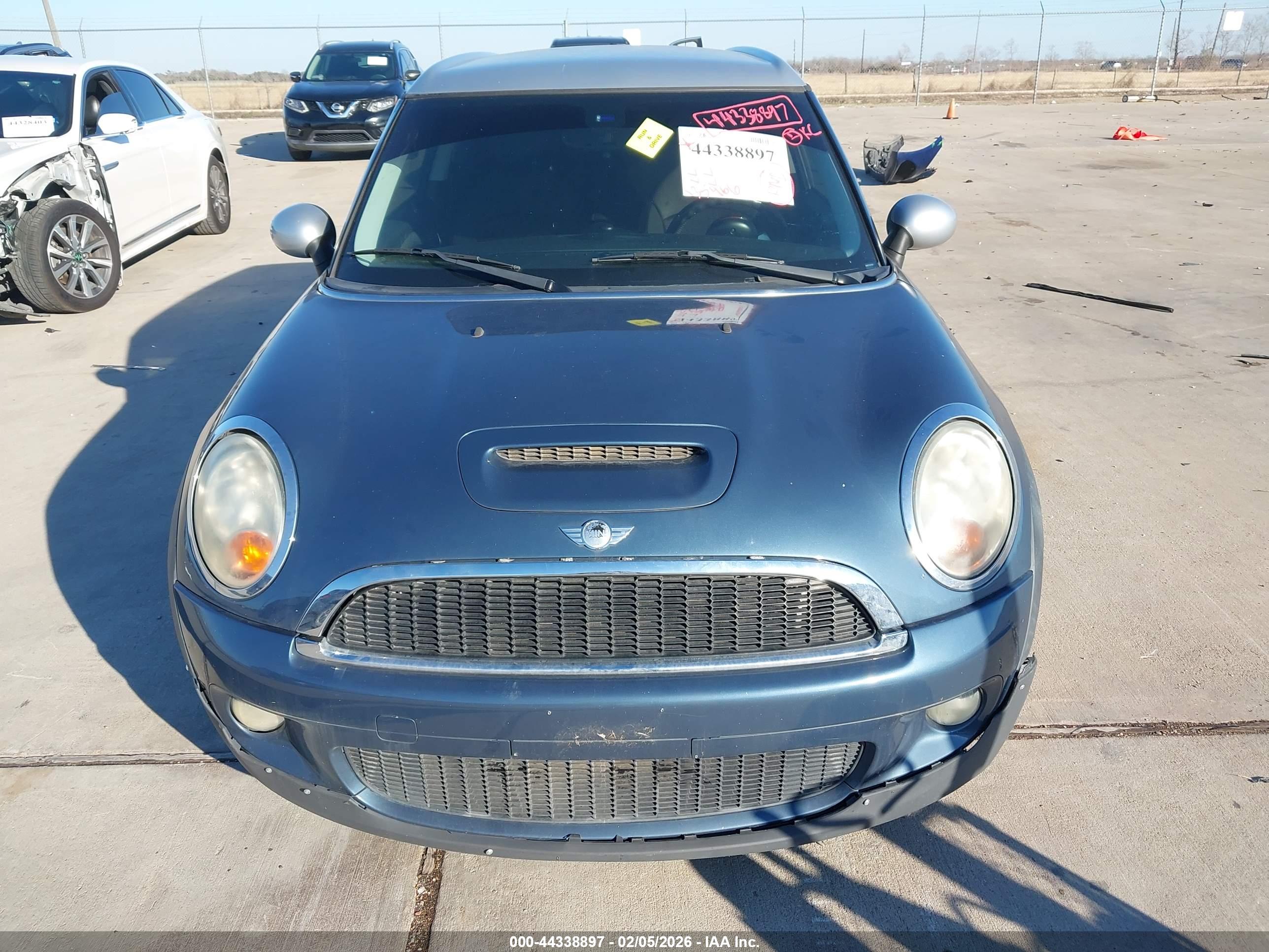 MINI COOPER image 6