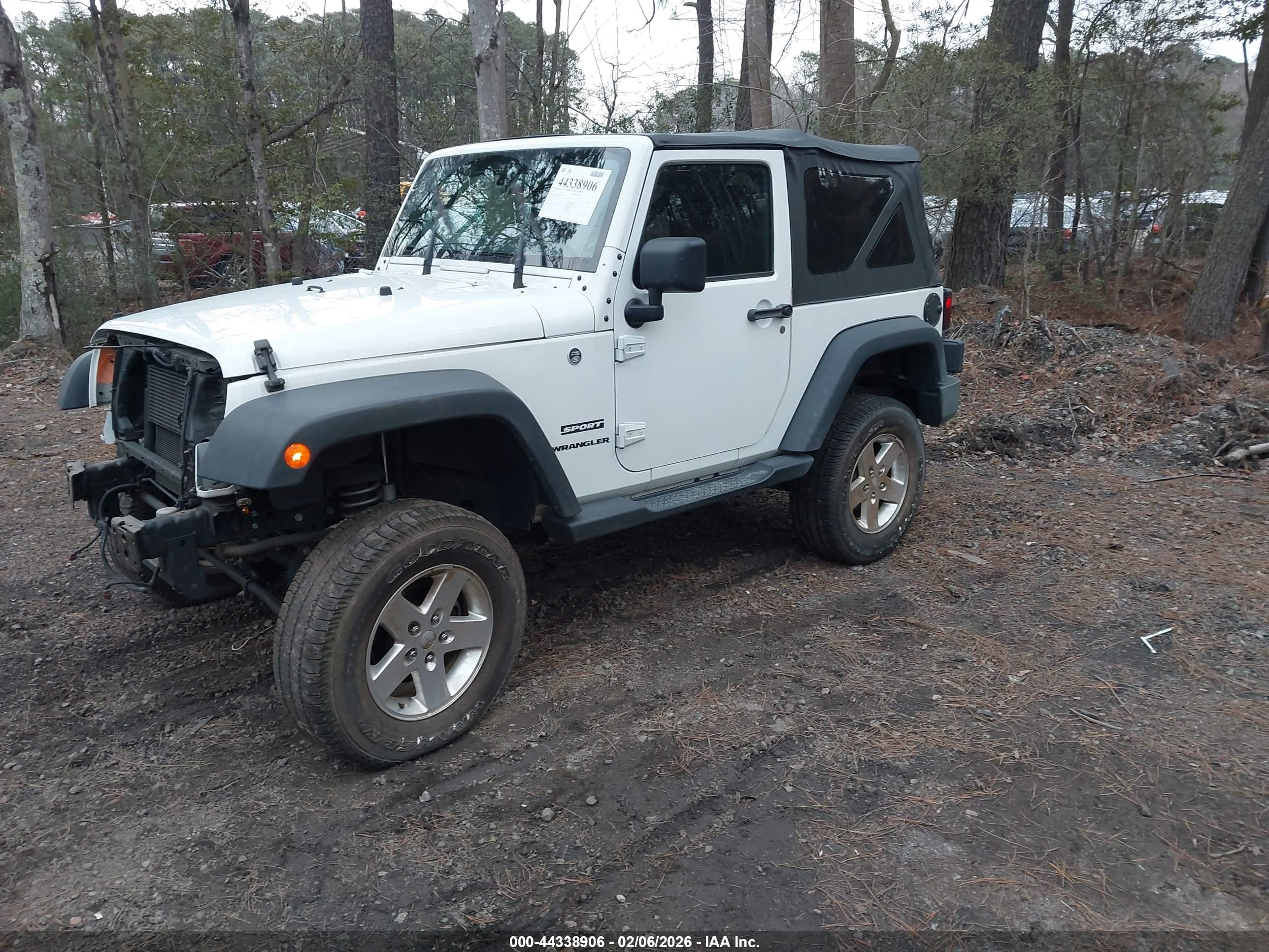JEEP WRANGLER image 2
