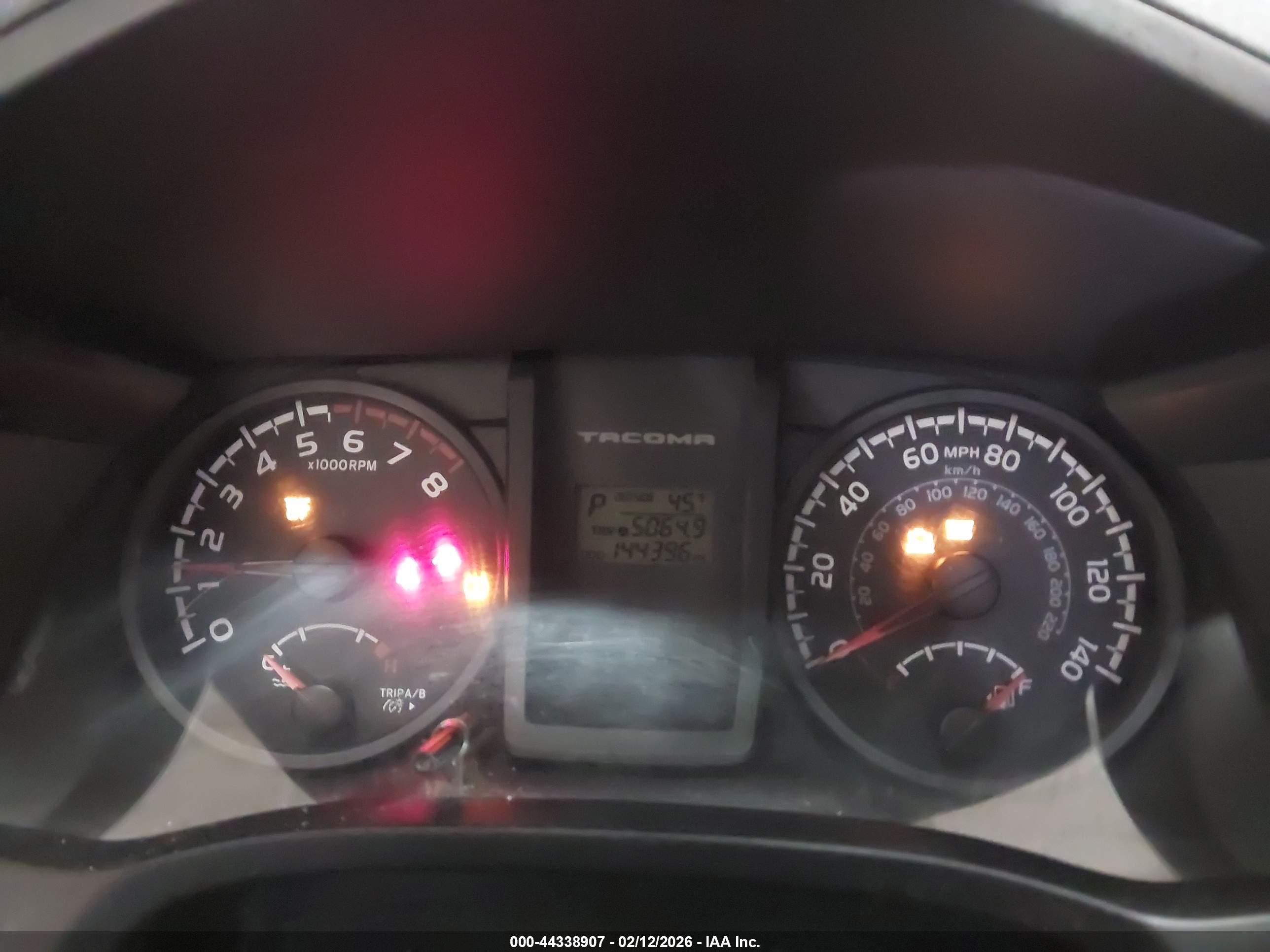 TOYOTA TACOMA image 7