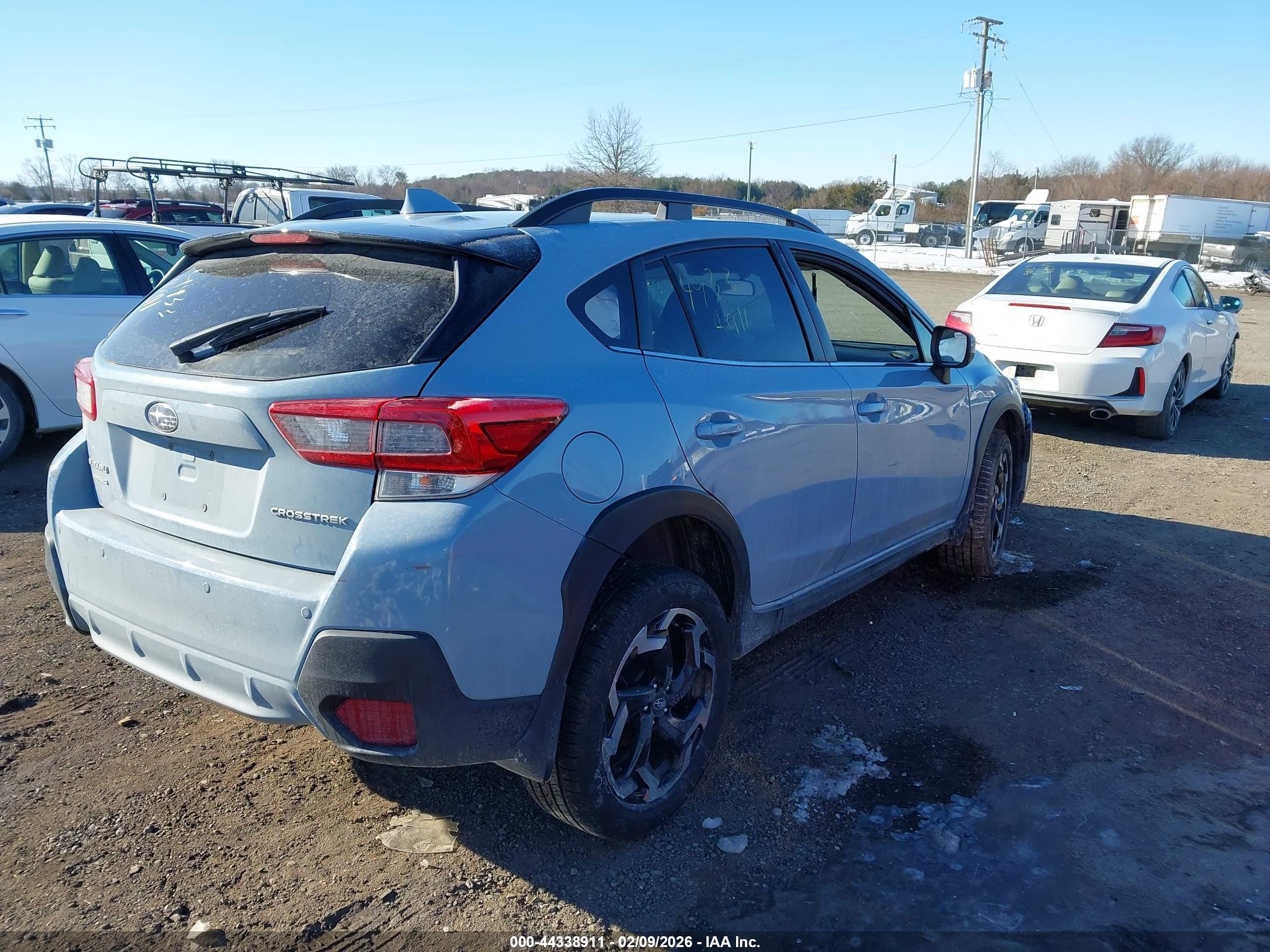 SUBARU CROSSTREK image 4