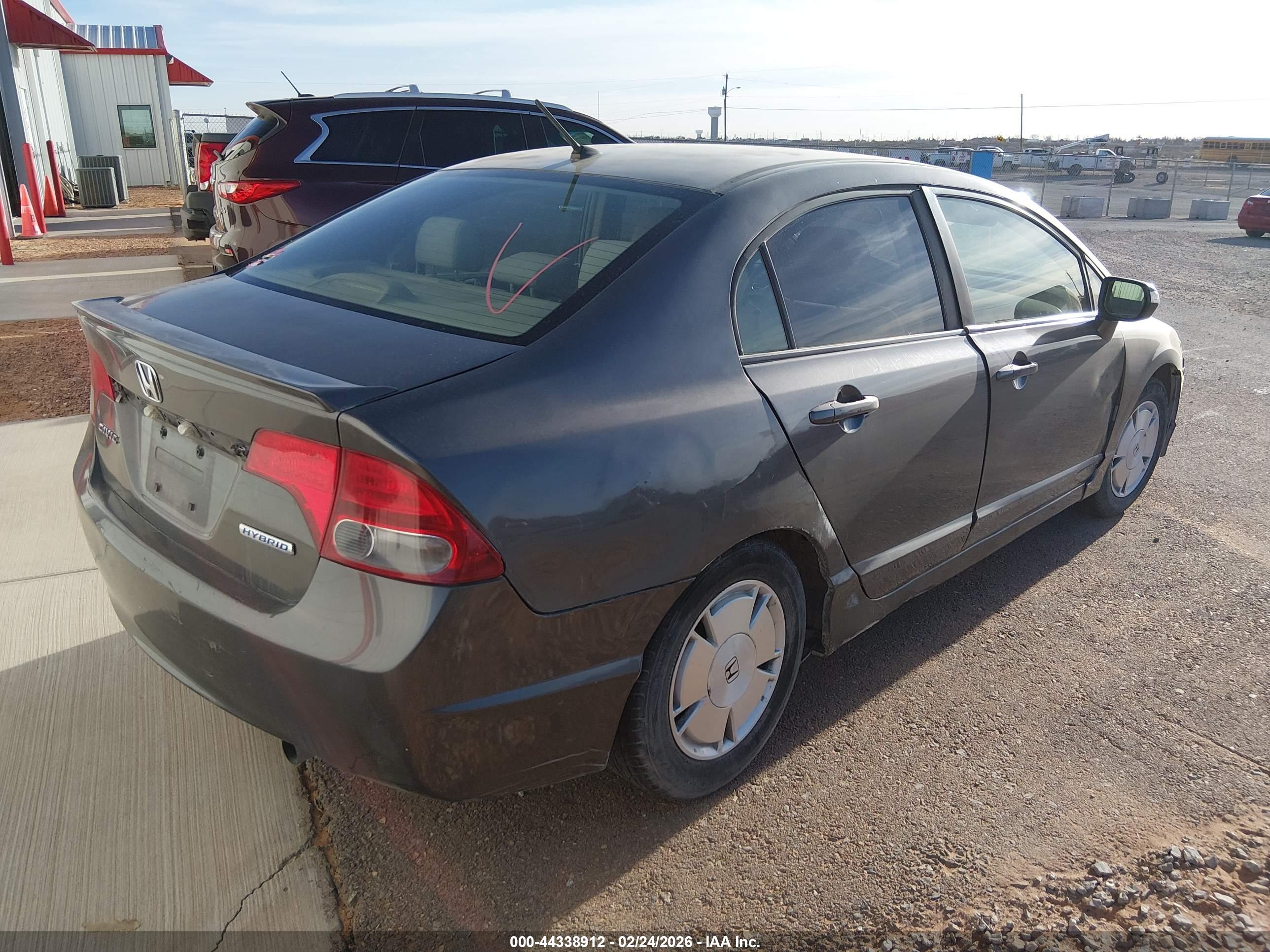 HONDA CIVIC image 4